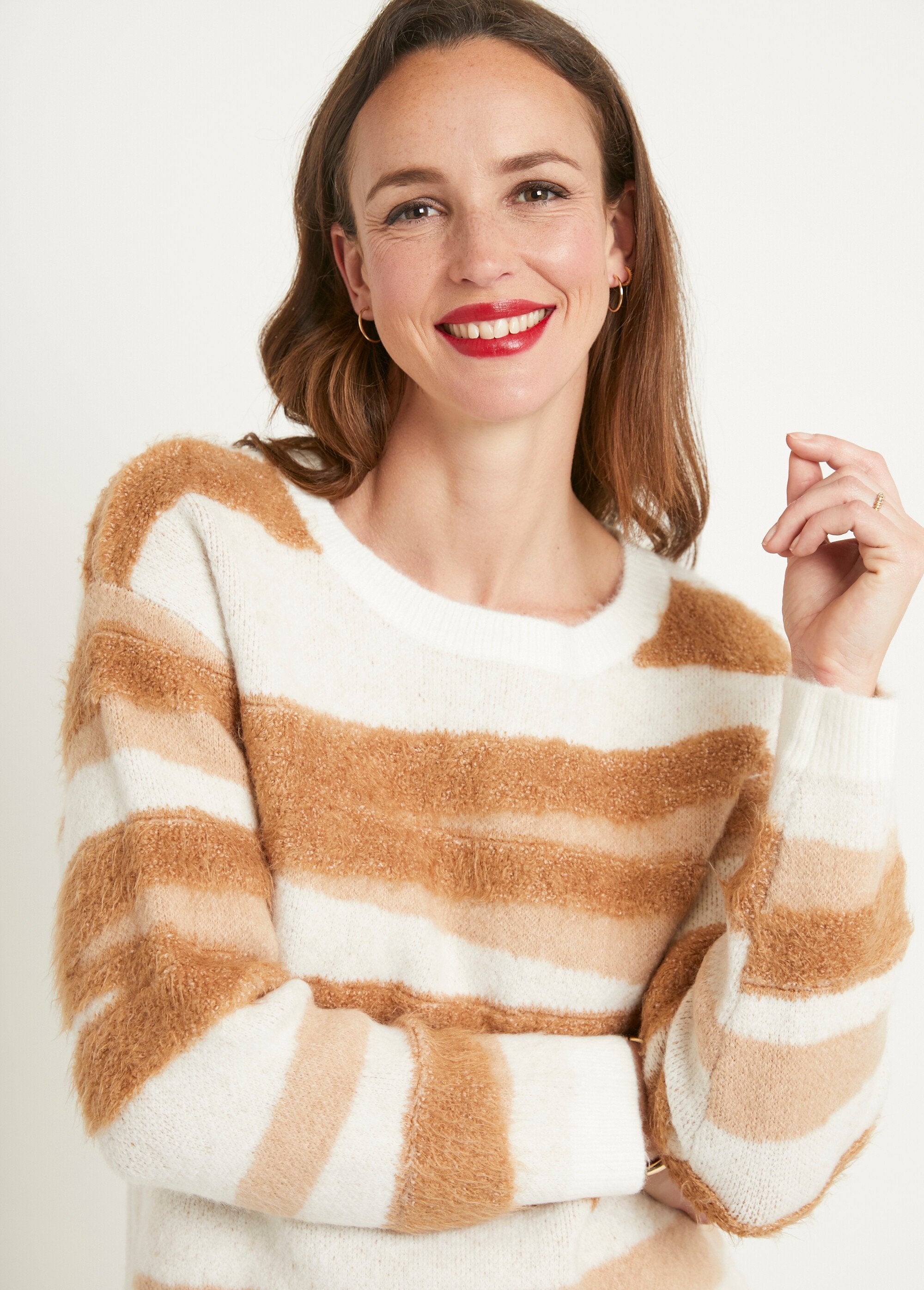 Pull_doux_jacquard_col_rond_maille_poilue_Ecru_et_beige_DE1_slim