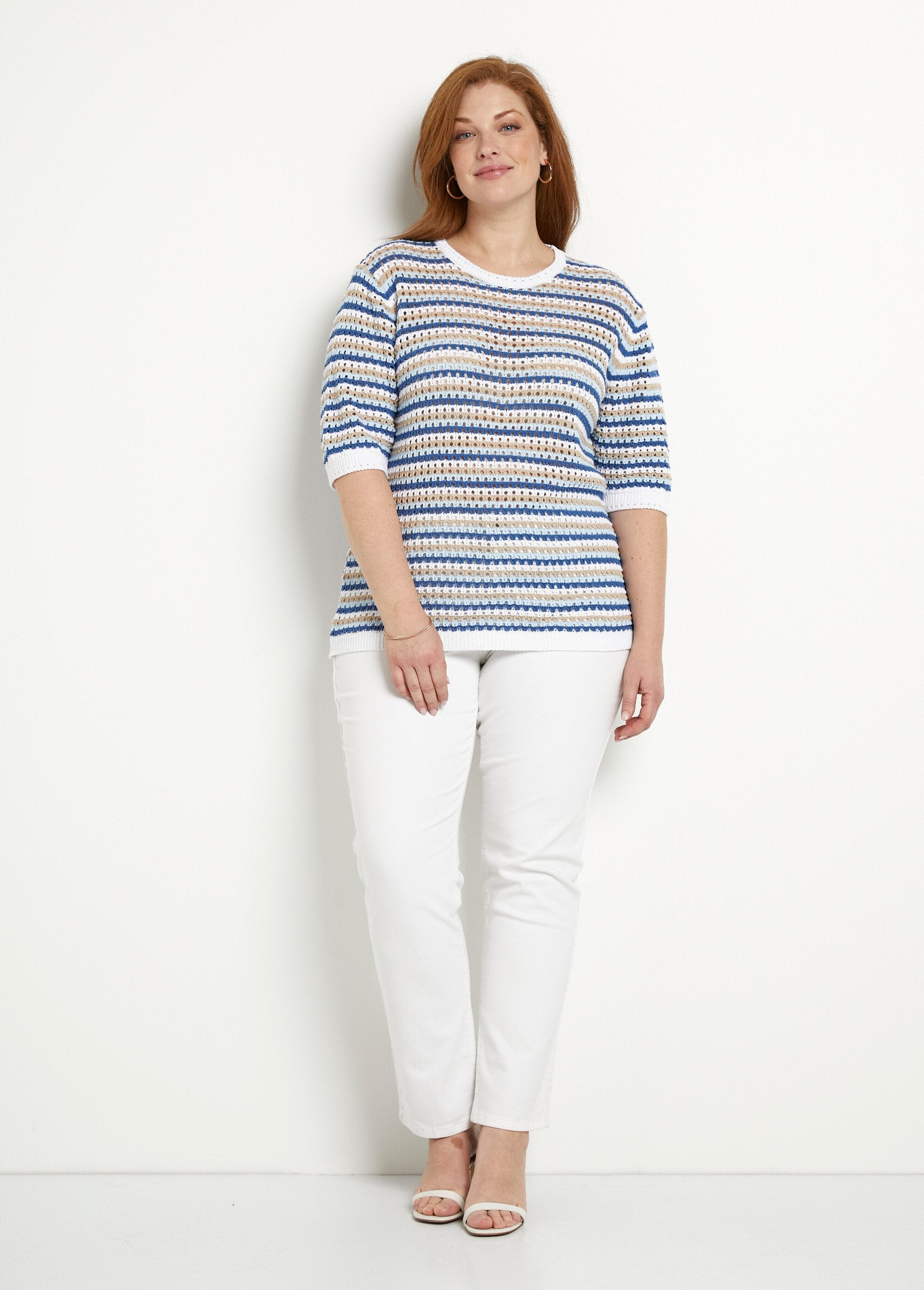 Pull_doux_rayé_ajouré_court_manches_courtes_Raye_bleu_SF1_curvy