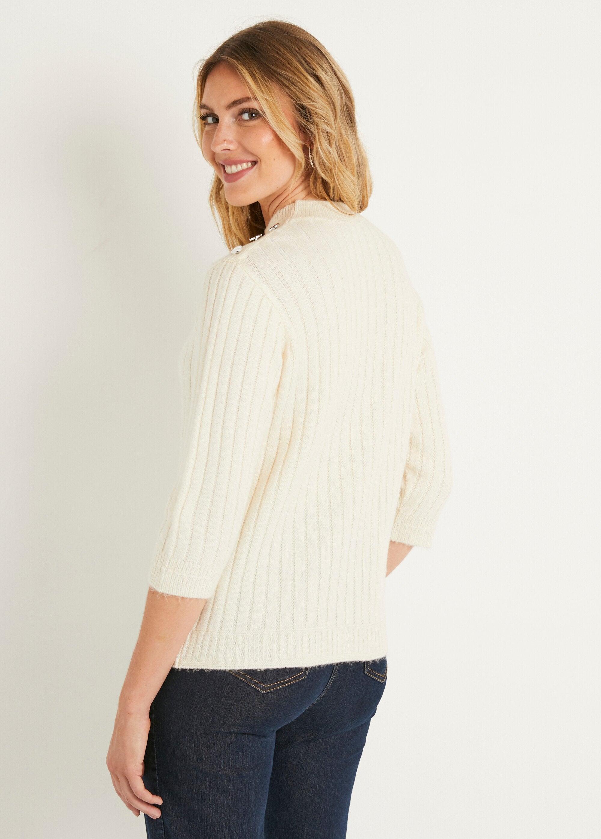 Pull_droit_maille_côtelée_col_montant_Ecru_DO1_slim