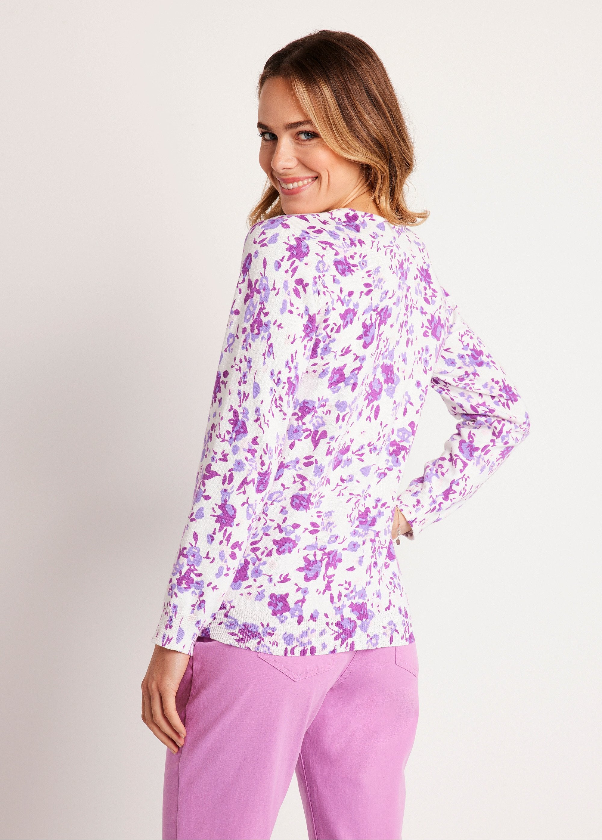 Pull_fleuri_fin_Lilas_DO1_slim