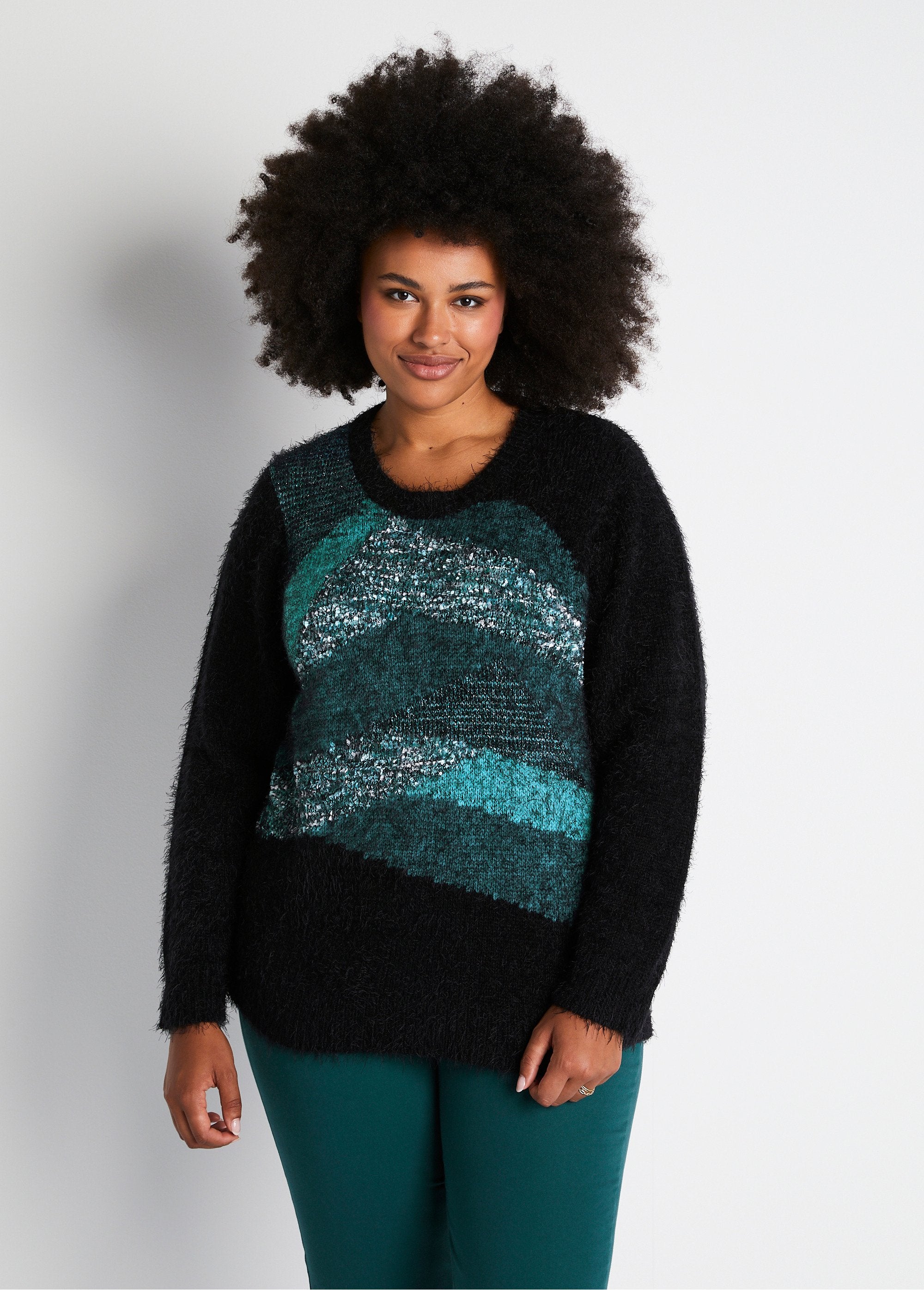 Pull_jacquard_maille_poilue_col_rond_Canard_FA1_curvy