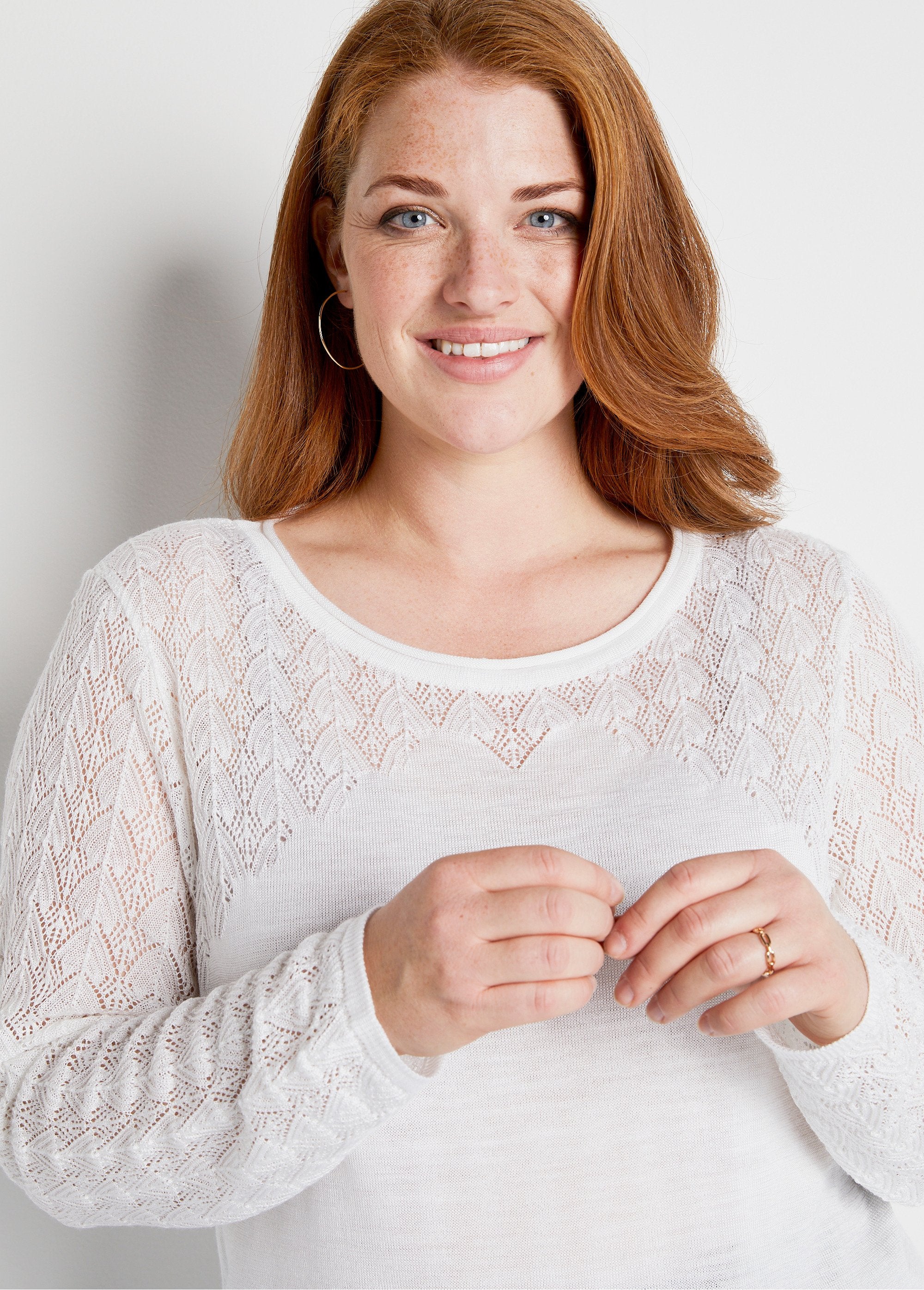 Opengewerkte_trui_met_lange_mouwen_Blanc_DE1_curvy