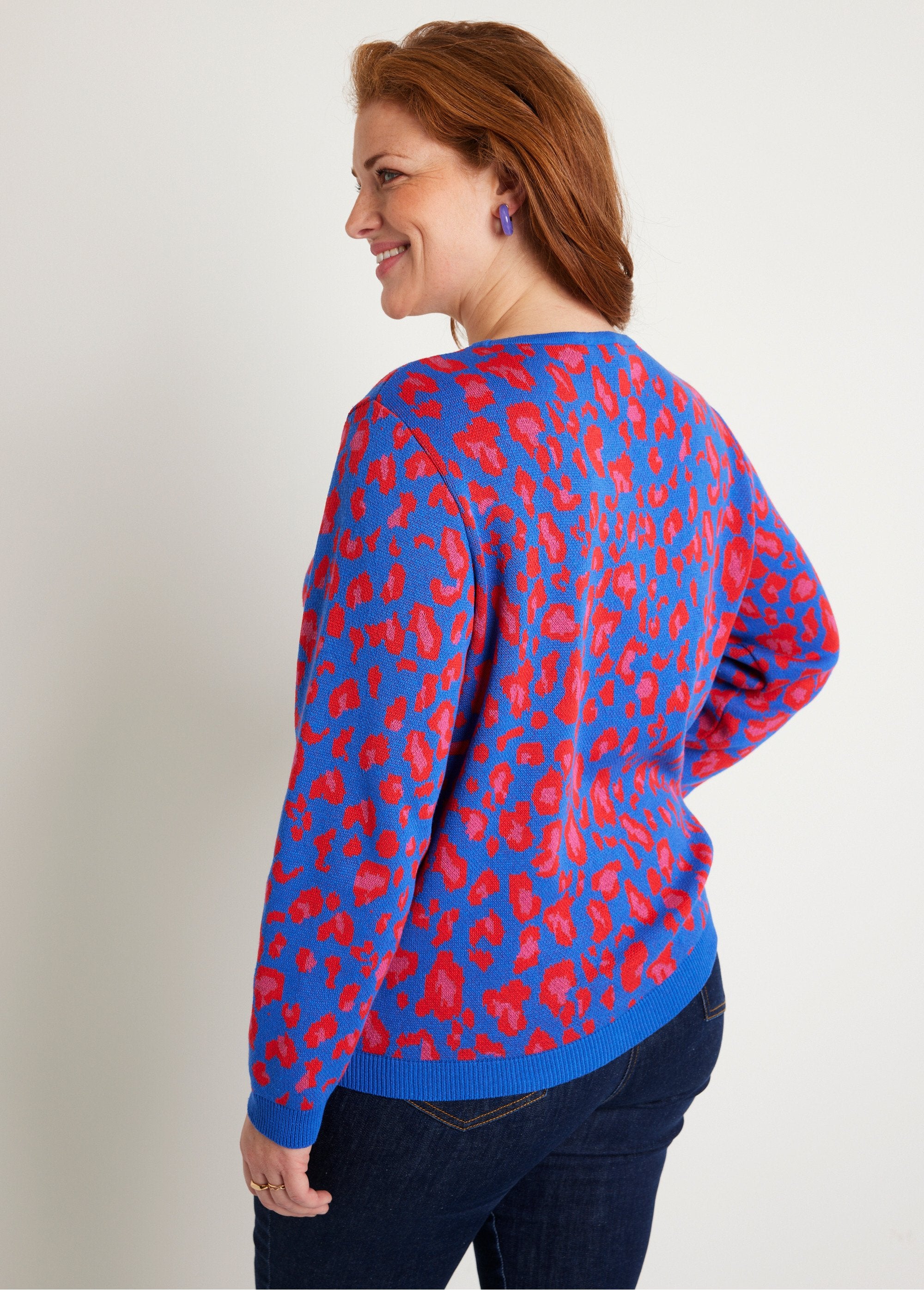 Pull_motif_léopard_col_rond_Bleu_DO1_curvy