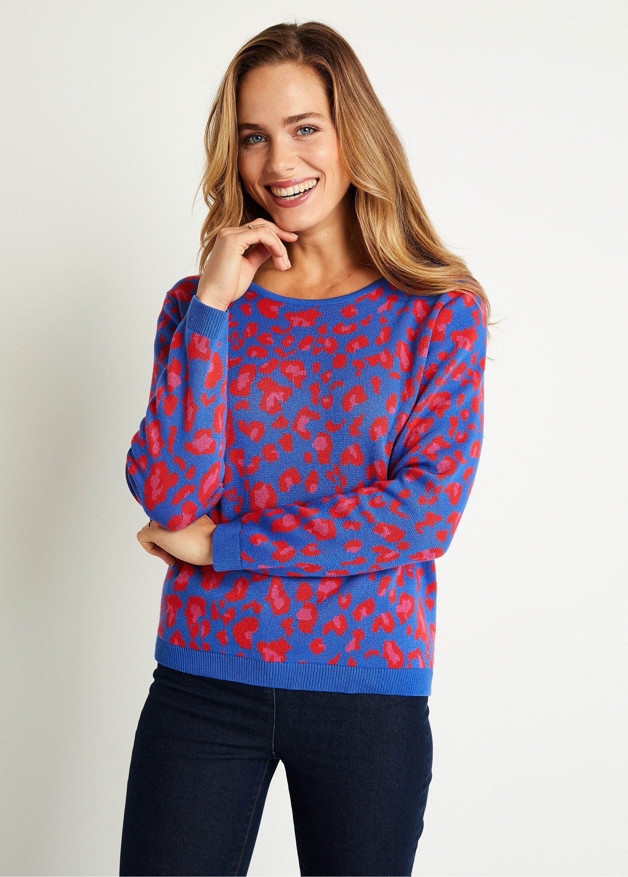 Pull_motif_léopard_col_rond_Bleu_FA1_slim