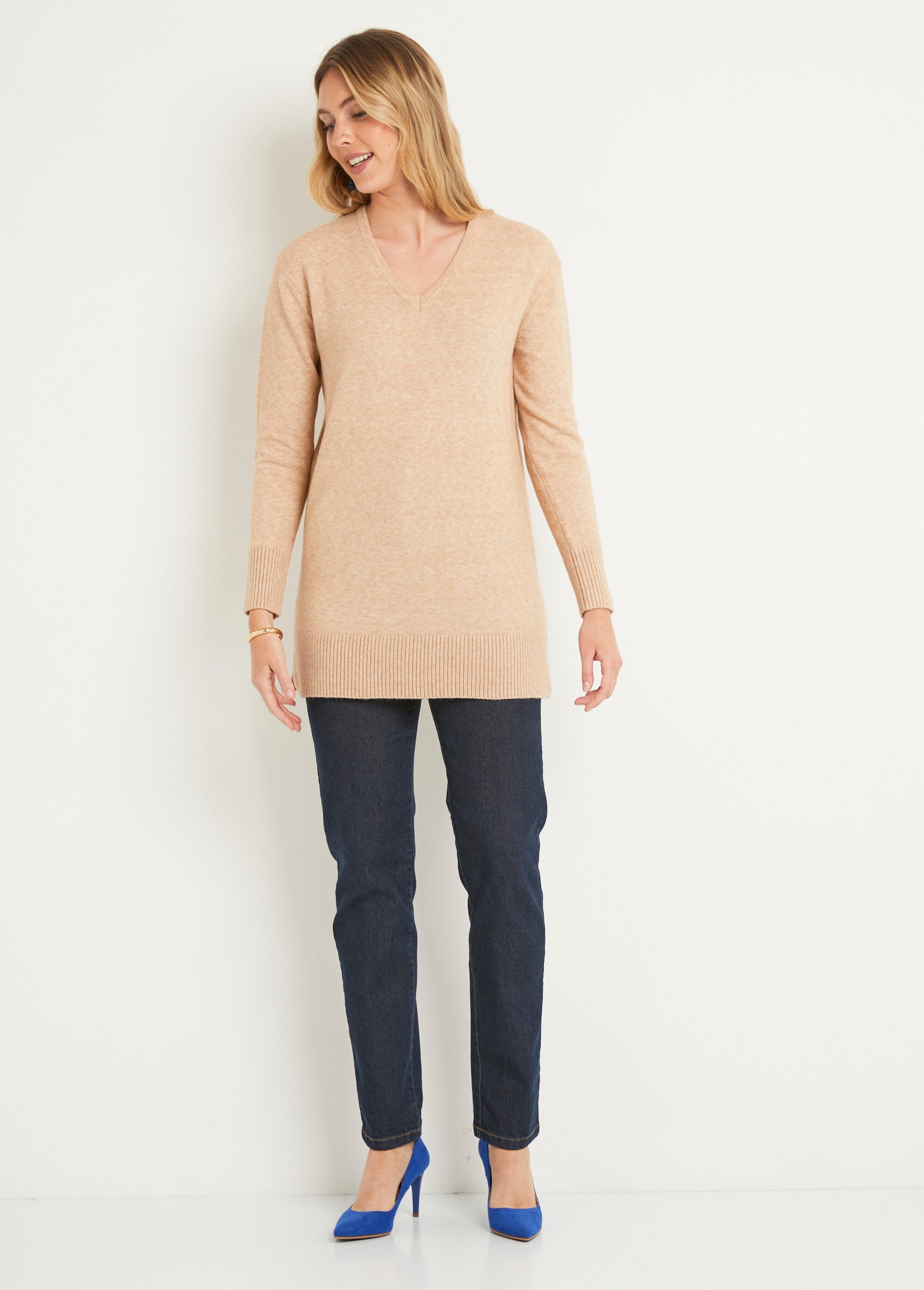 Pull_tunique_chiné_long_col_V_avec_laine_Sable_SF1_slim