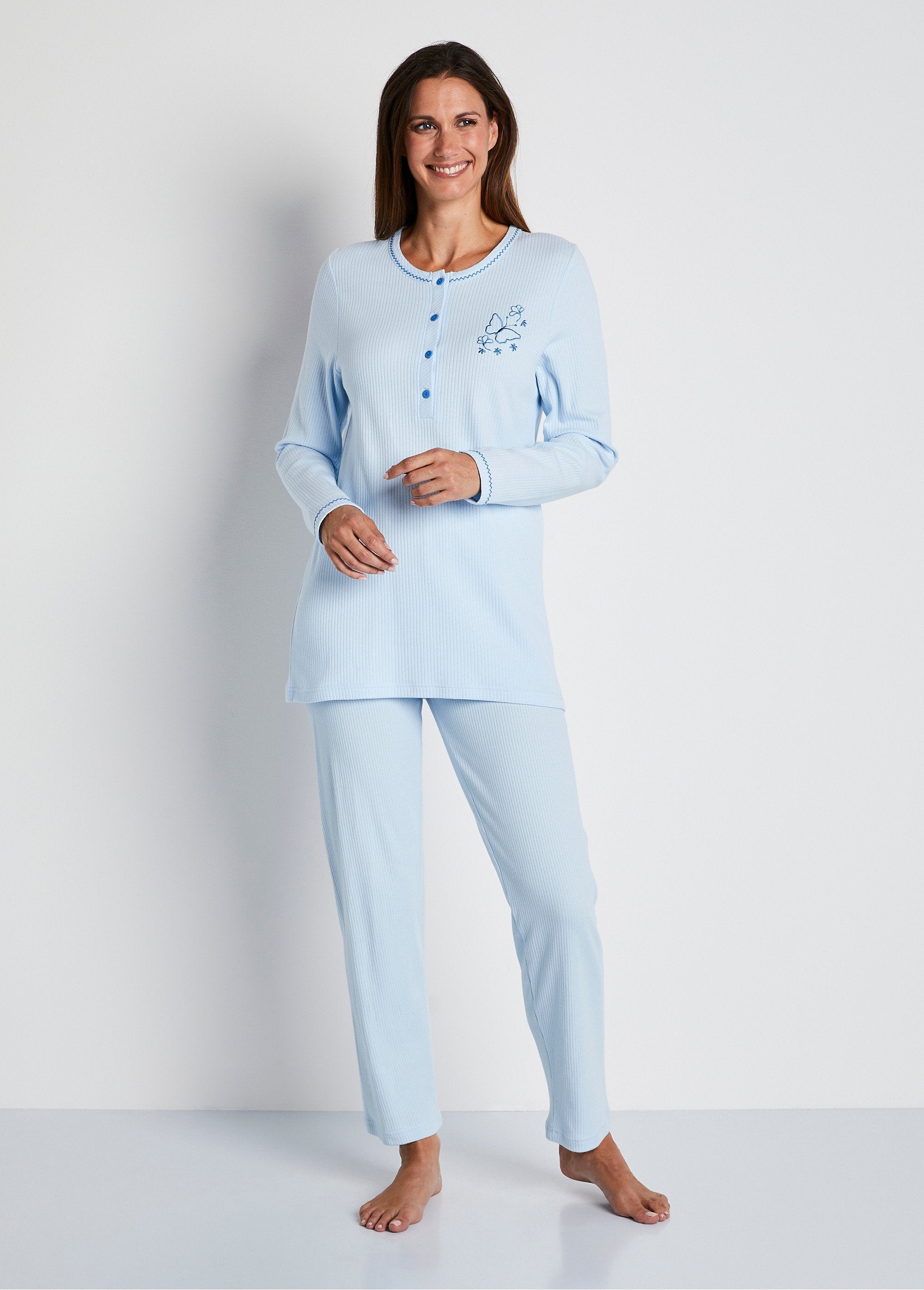 Pyjama_brodé_Bleu_FA1_slim