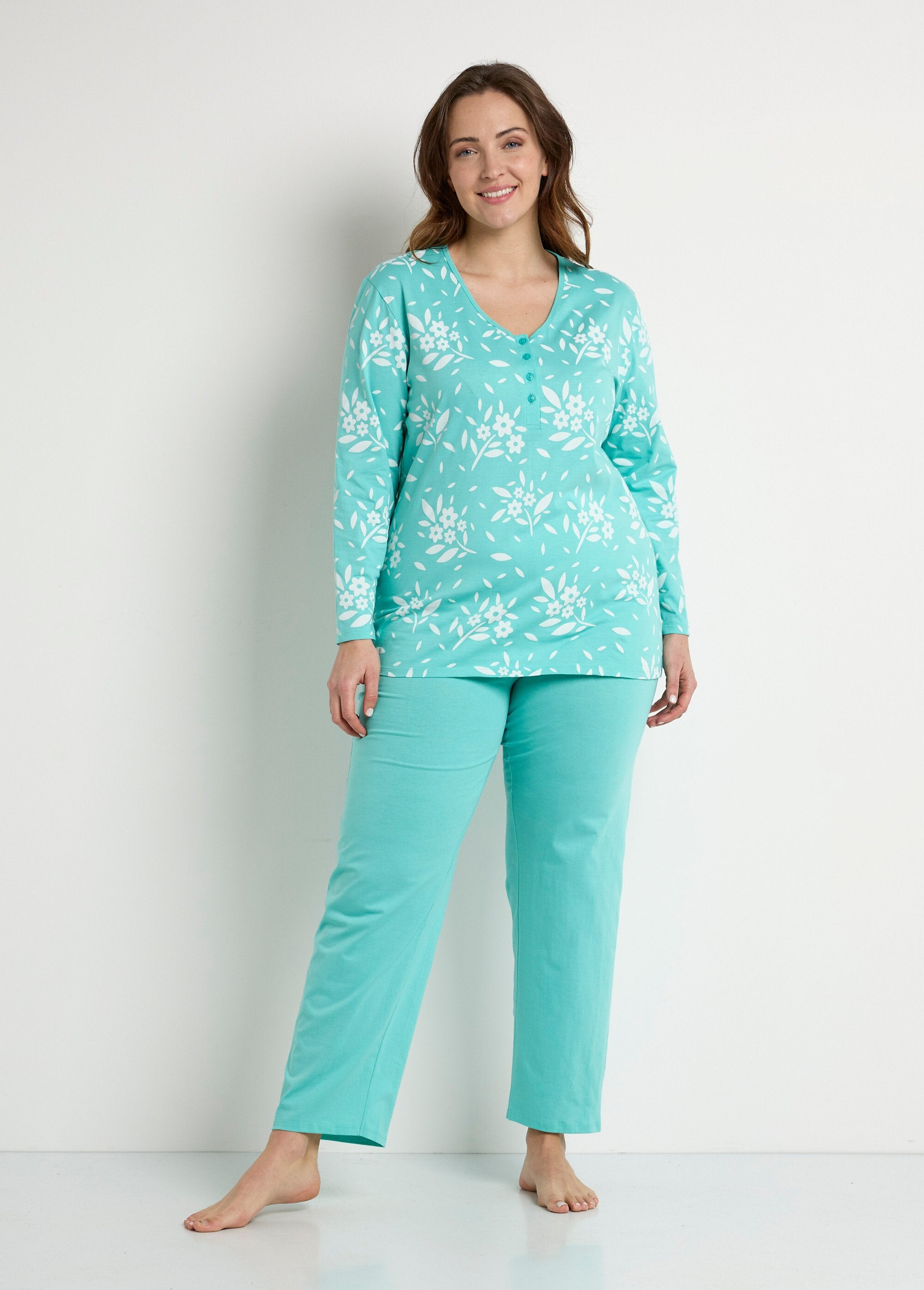 Pyjama_col_V_boutonné_coton_manches_longues_Vert_FA1_curvy