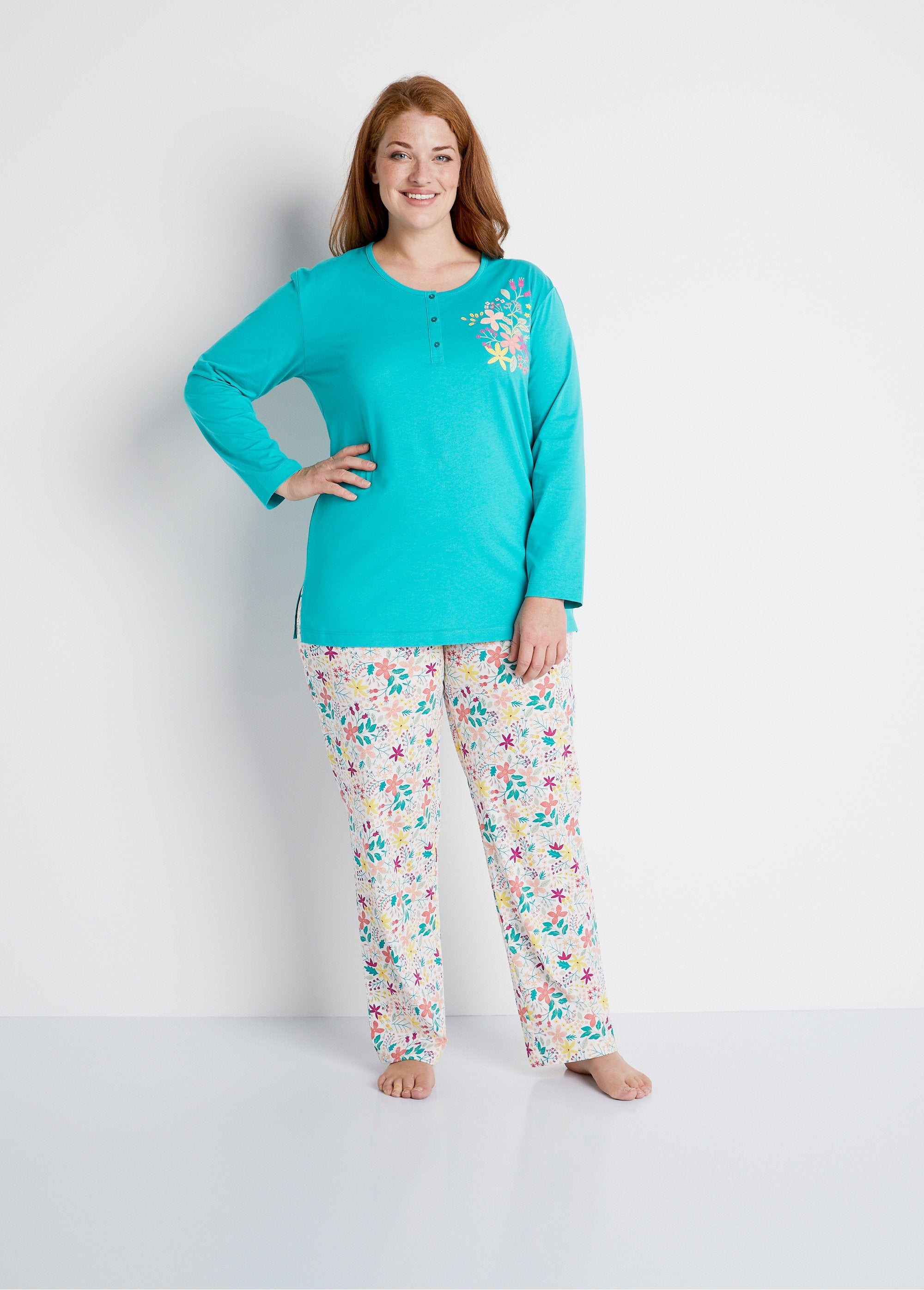 Pyjama_fleuri_en_coton_Vert_canard_FA1_curvy