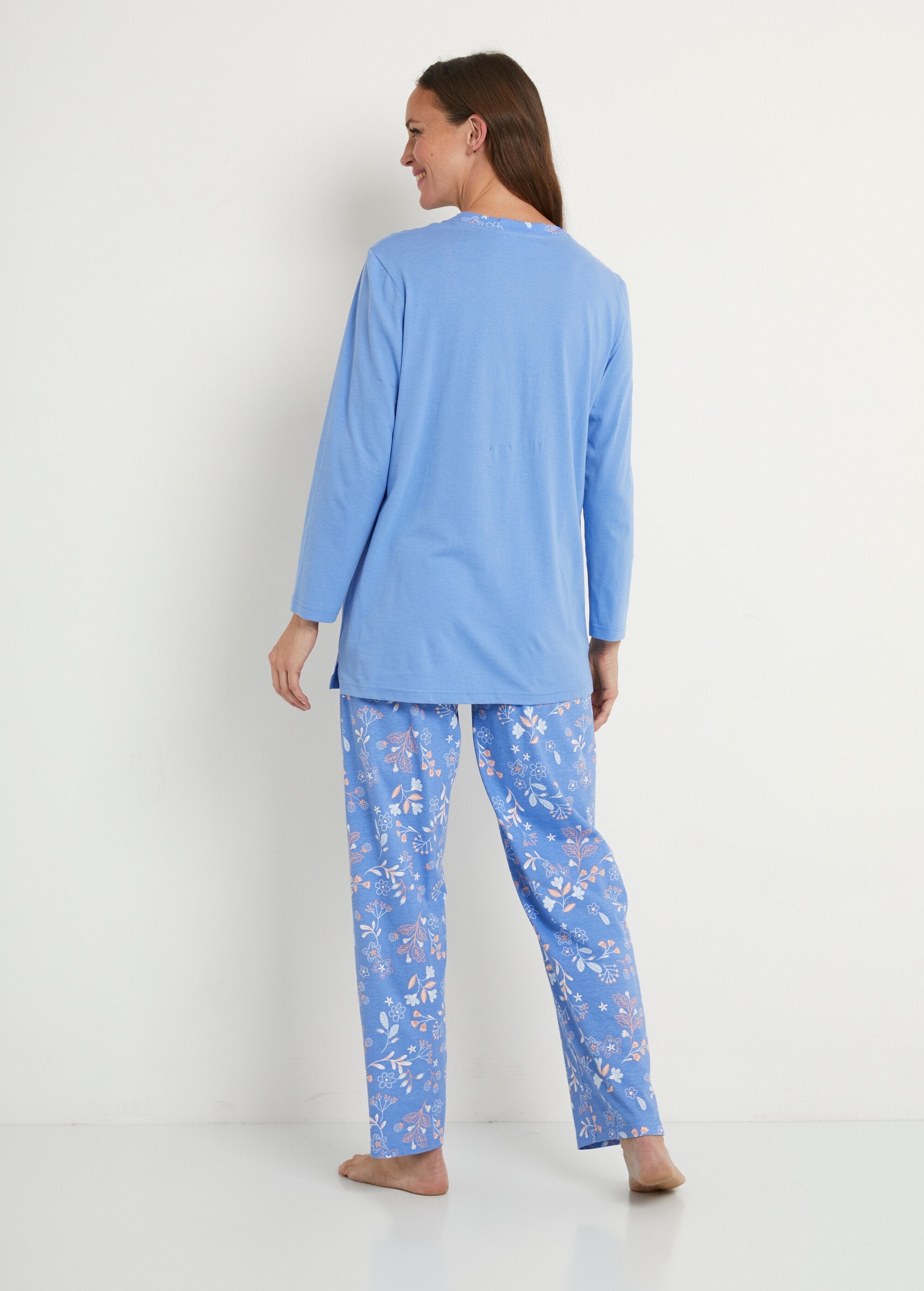 Pijama_de_manga_comprida_em_algodão_floral_liso_Imprime_bleu_et_rose_DO1_slim