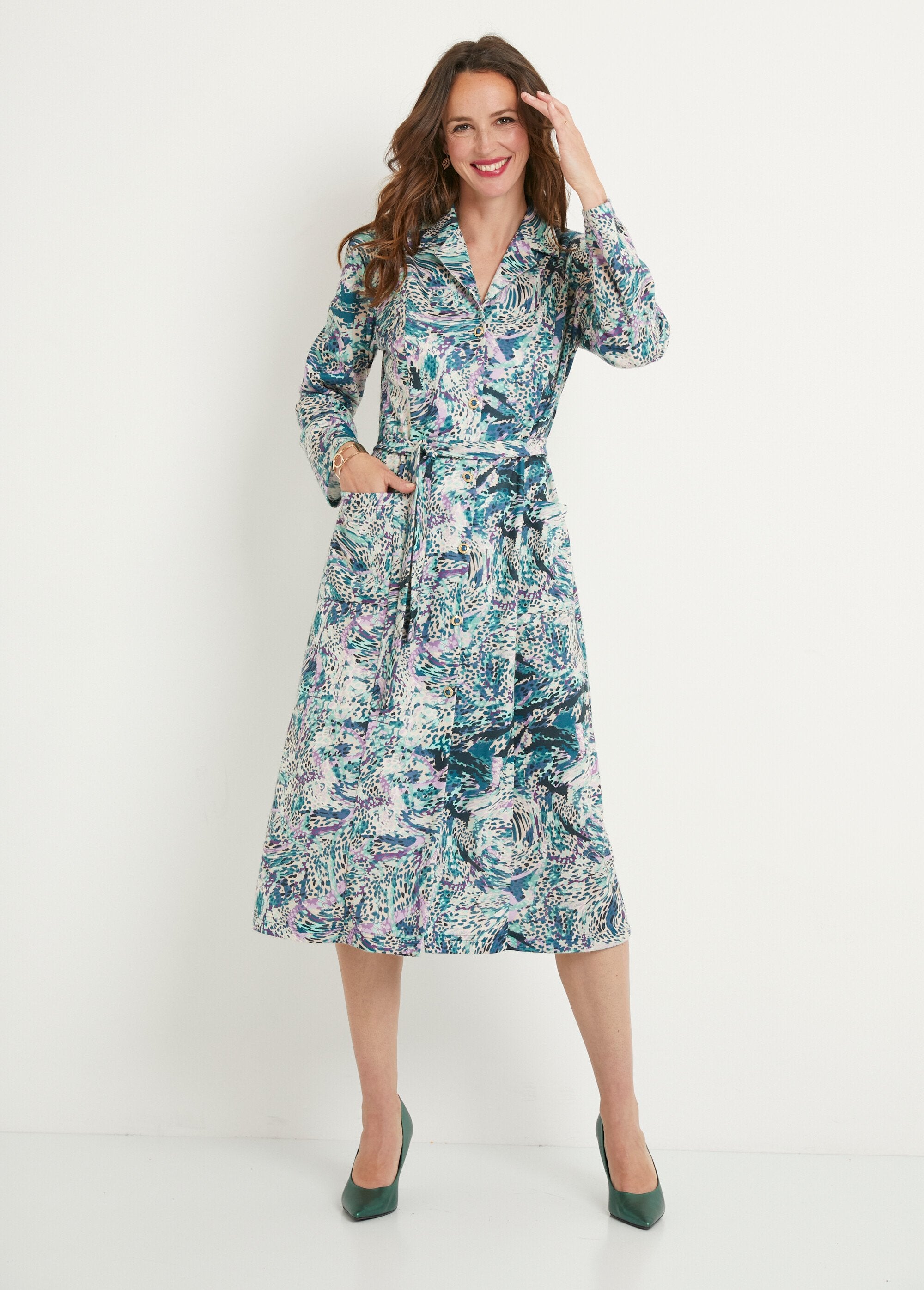 Printed_blouse_dress_with_mid-length_tailoring_collar_Green_and_pink_FA1_slim