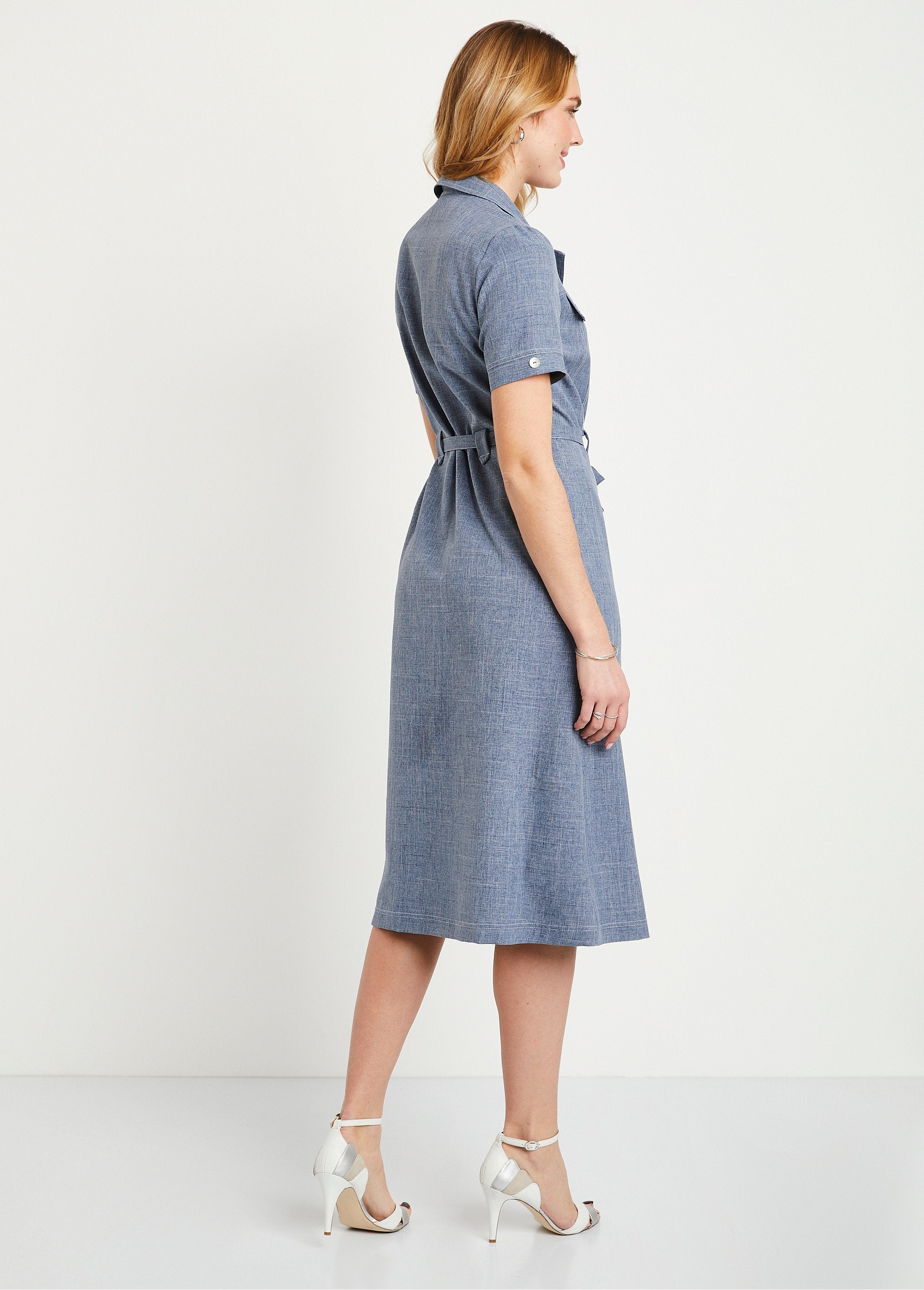 Robe-chemisier_mi-longue_coupe_droite_Bleu_chine_DO1_slim