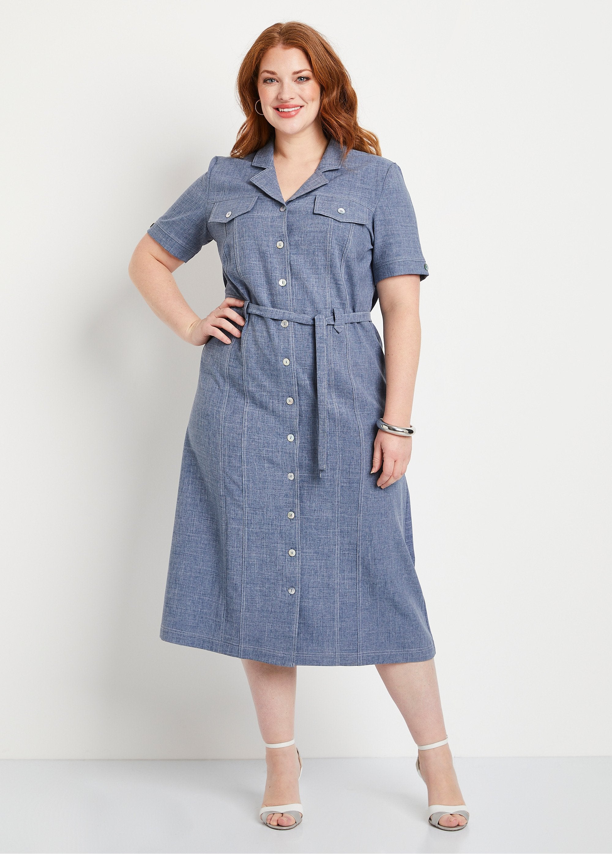 Robe-chemisier_mi-longue_coupe_droite_Bleu_chine_FA1_curvy