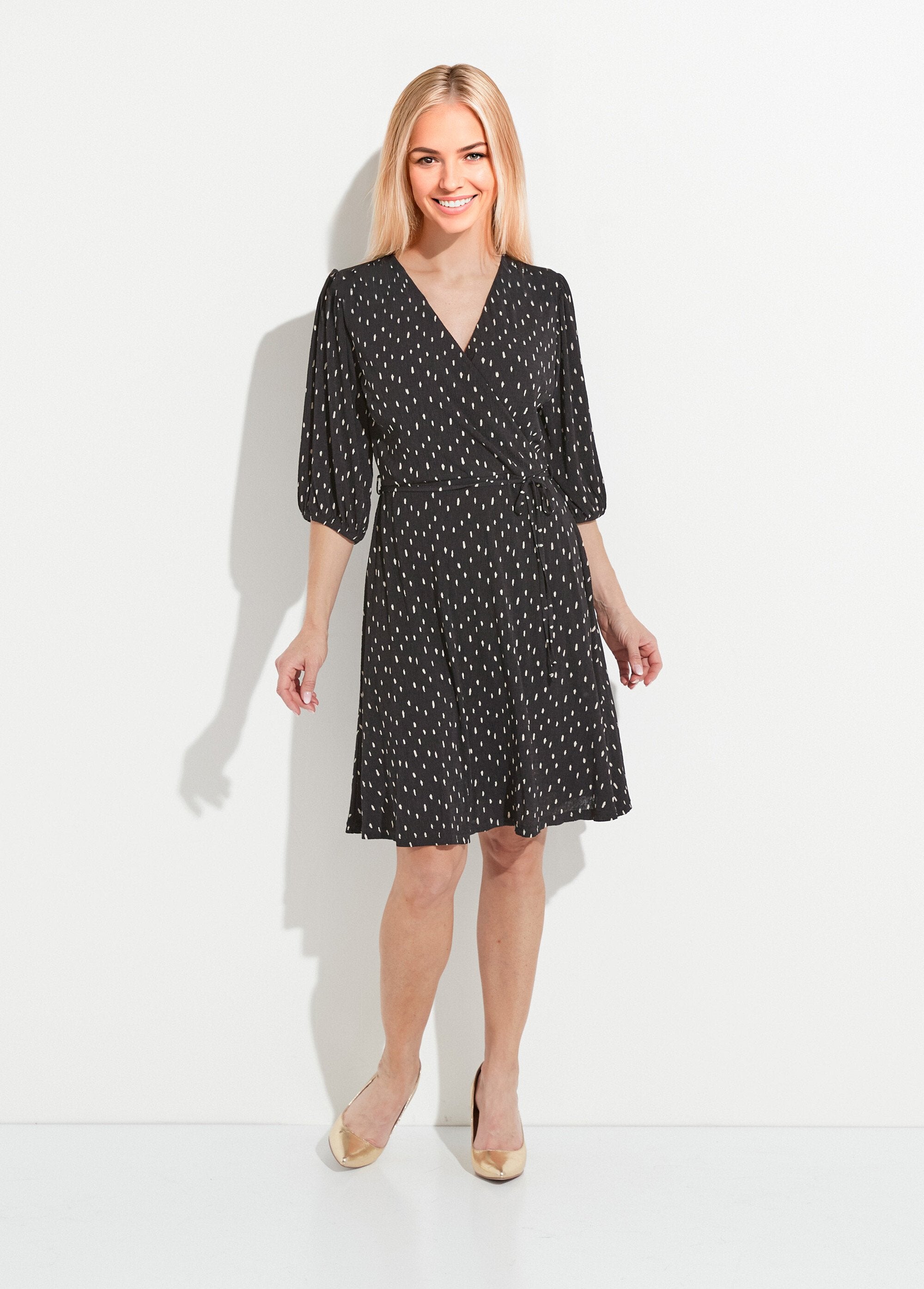 Robe_courte_cache-coeur_imprimé_pois_Noir_et_ecru_FA1_slim