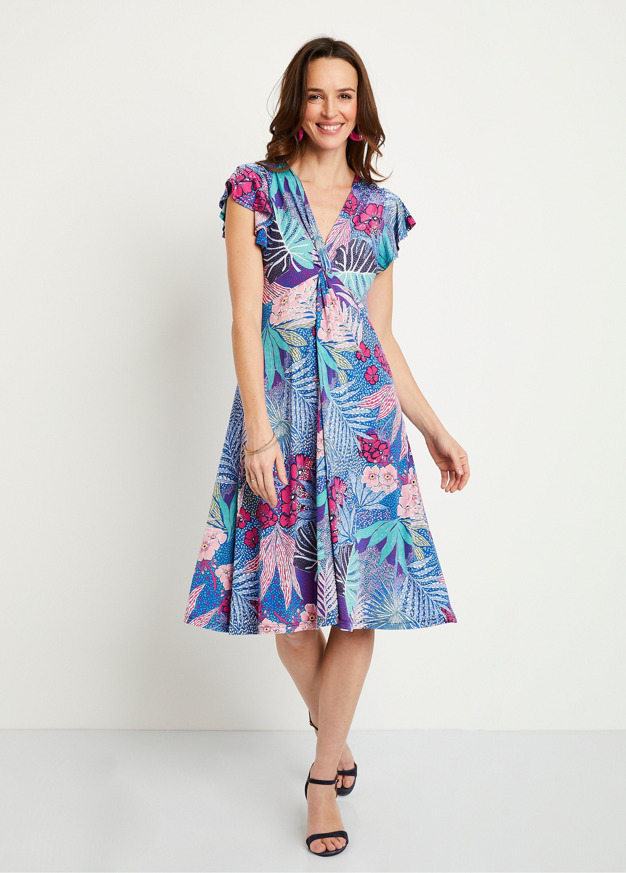 Robe_courte_évasée_col_V_drapé_Bleu_et_fuchsia_FA1_slim