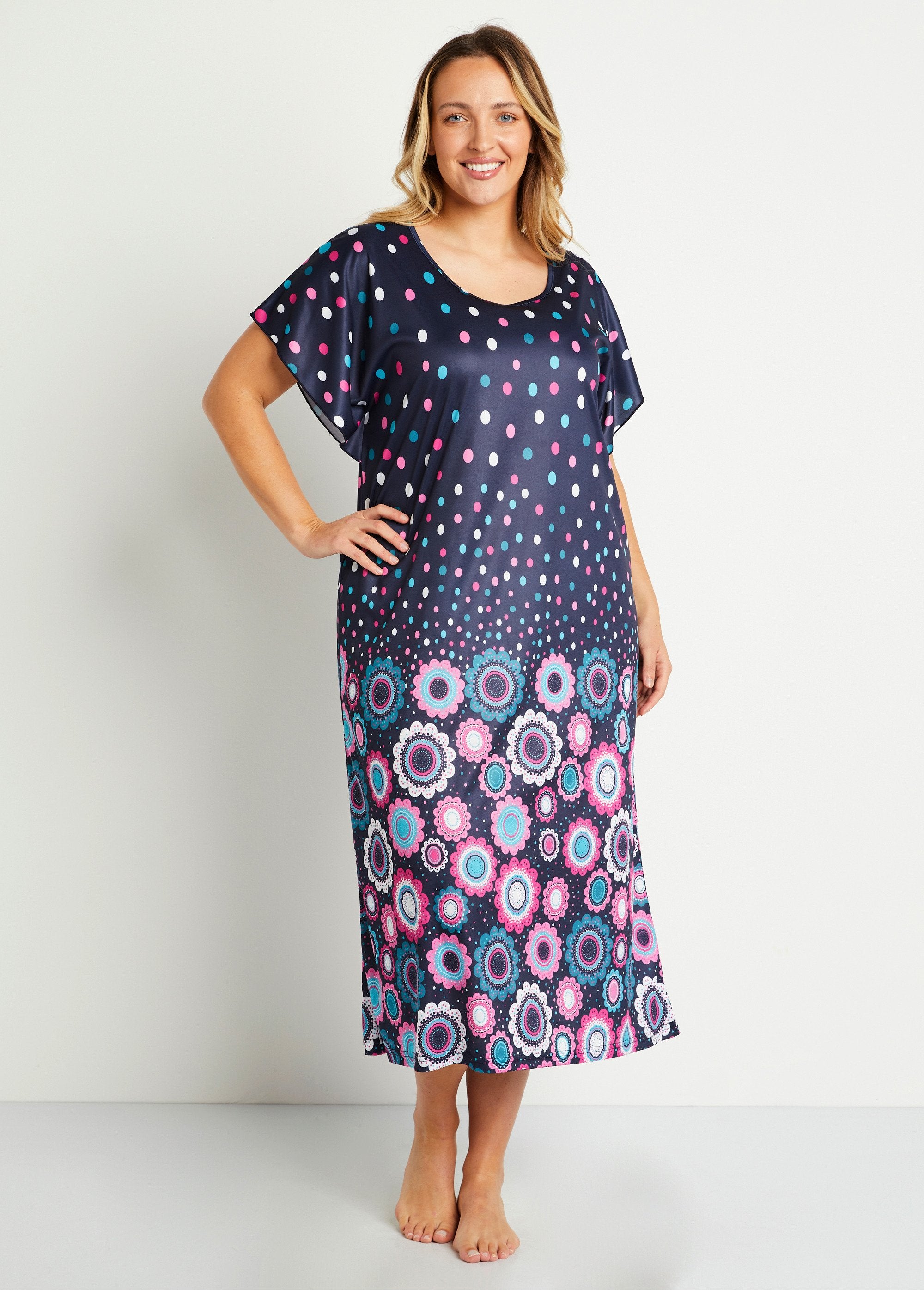 Robe_d'hôtesse_satiné_antistatique_fleuri_Imprime_FA1_curvy