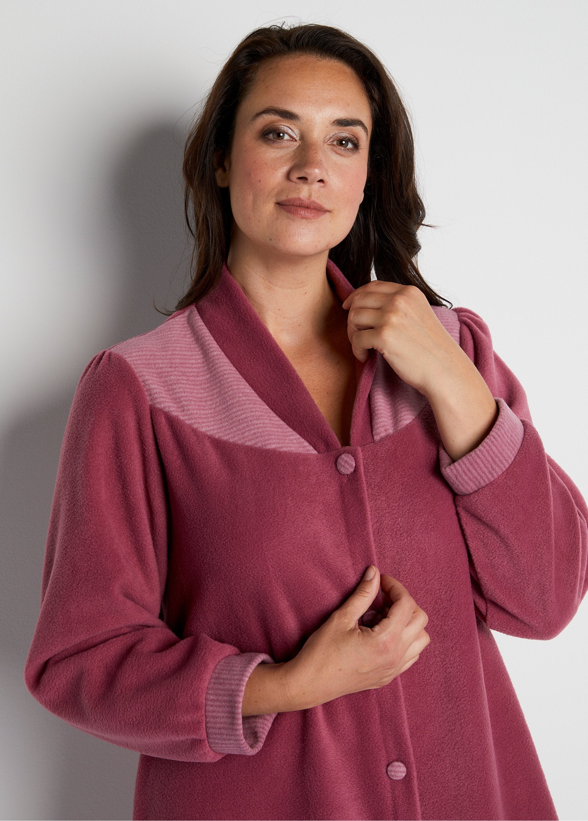 Robe_de_chambre_en_polaire_Vieux_rose_DE1_curvy