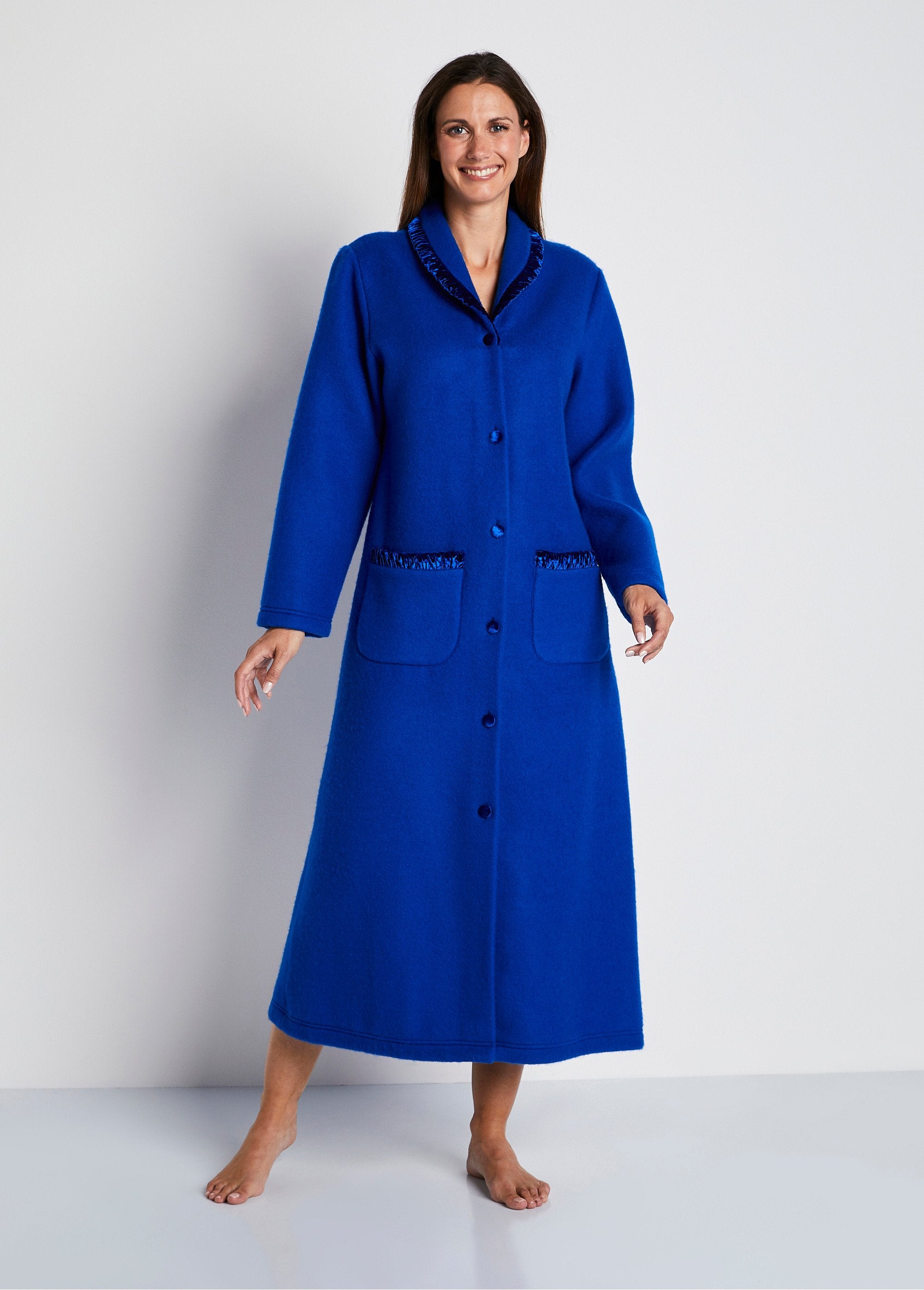 Courtelle_lange_fleece_ochtendjas®_BLAUW_FA1_slim