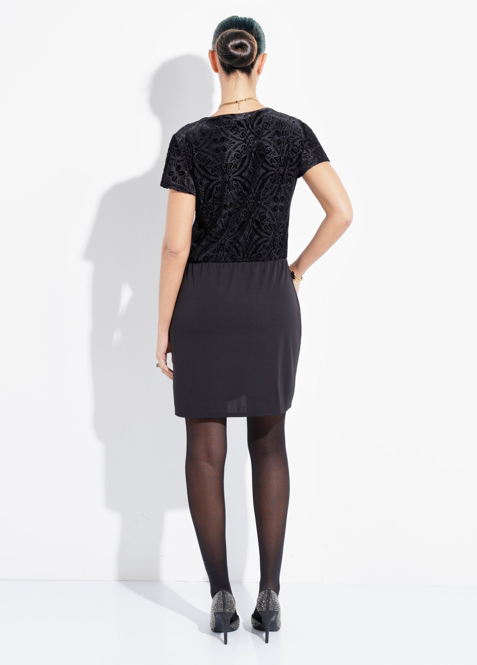 Robe_droite_chic_velours_devoré_et_maille_Noir_DO1_slim