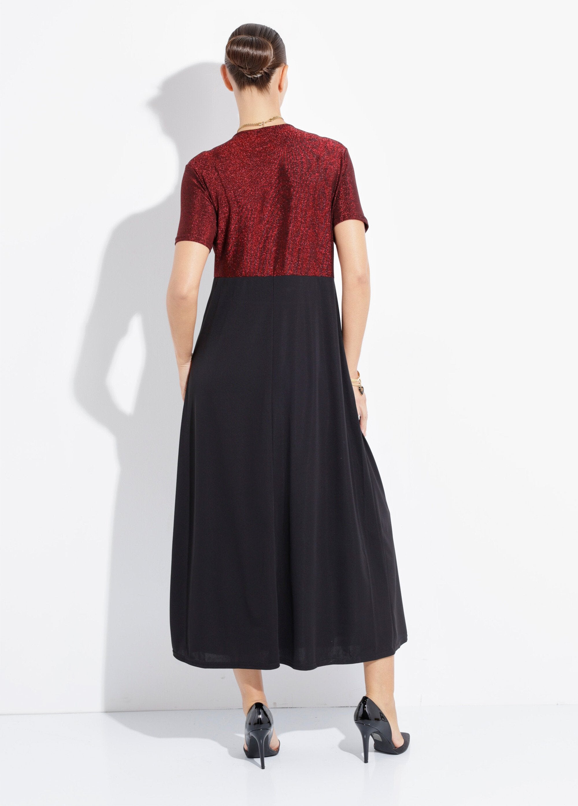 Chique_lange_jurk_van_gebreid_metallic_Rouge_et_noir_DO1_slim