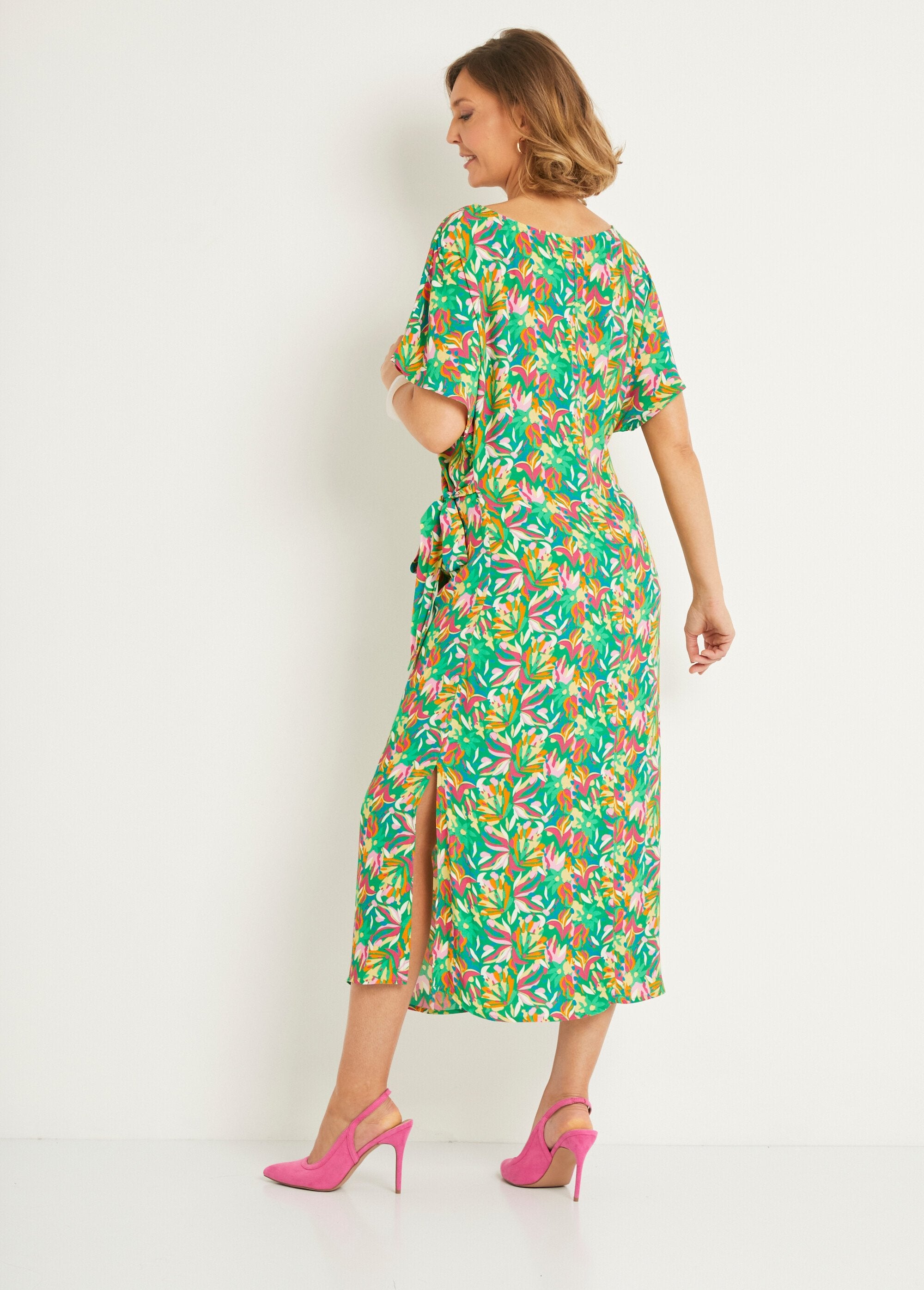 Maxi-jurk_met_grafische_print_en_boothals_Vert_imprime_DO1_slim