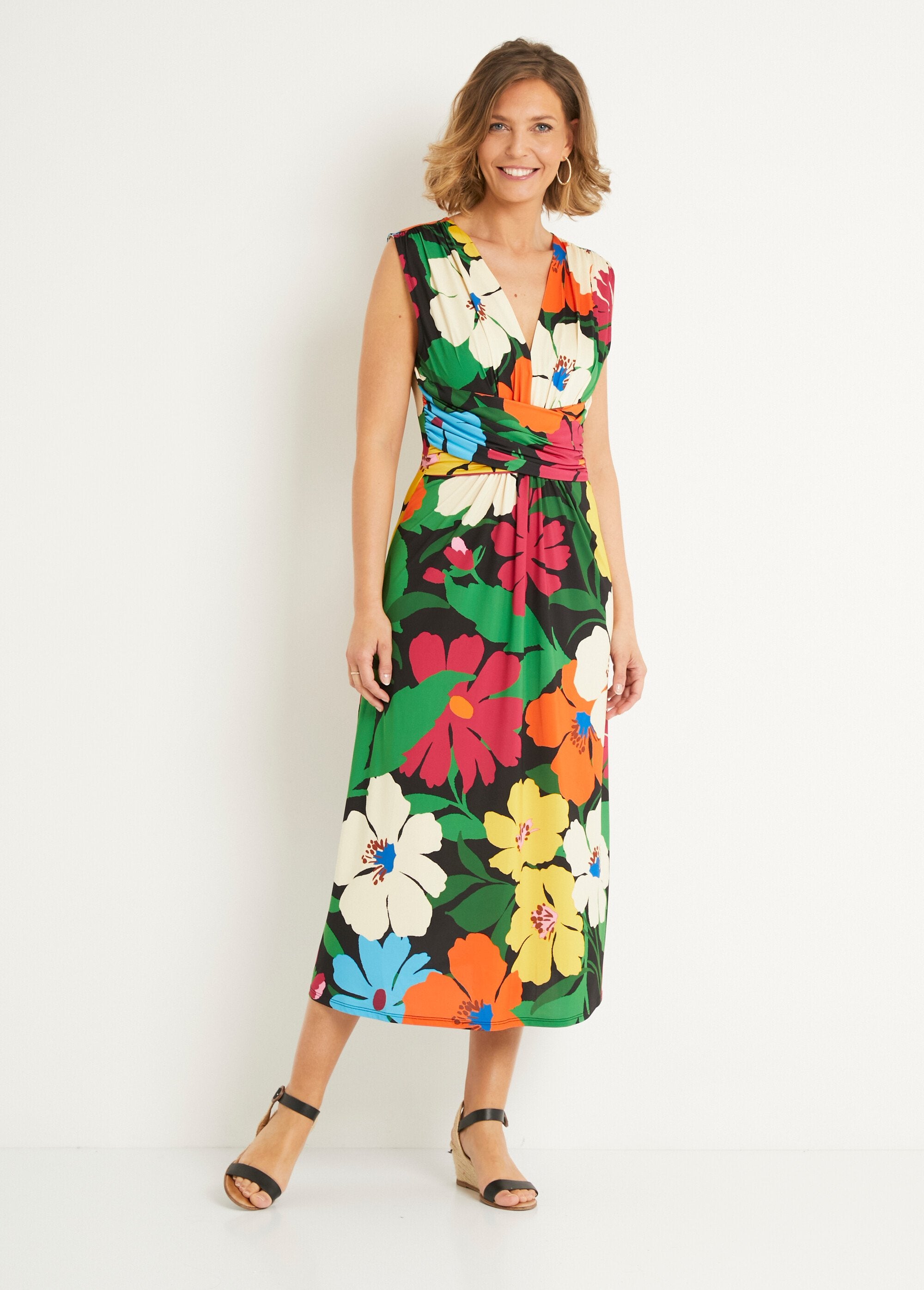 Mouwloze_gedrapeerde_maxi_jurk_met_bloemen_Noir_imprime_FA1_slim