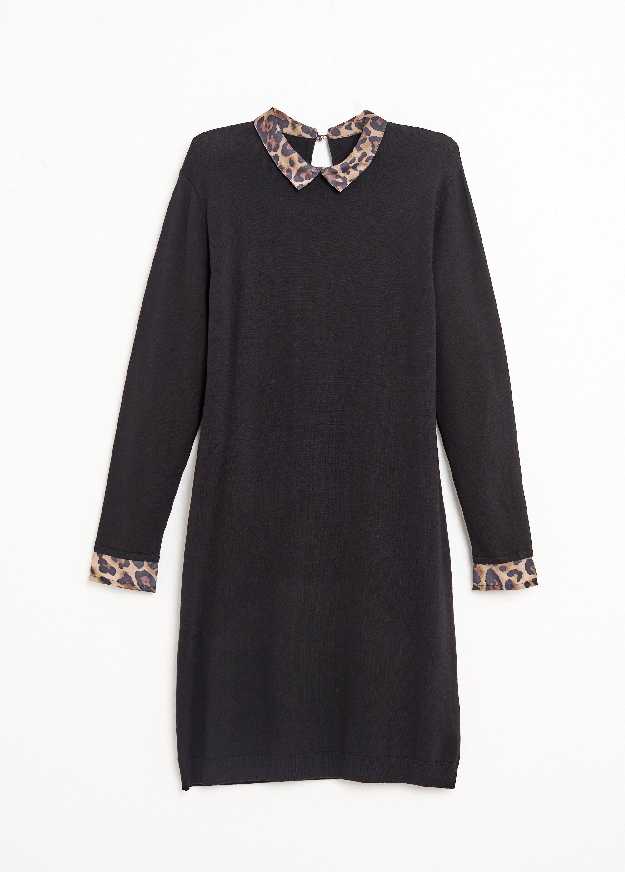 Robe-pull_noire_effet_2_en_1_voile_imprimé_léopard_Noir_AP1_slim