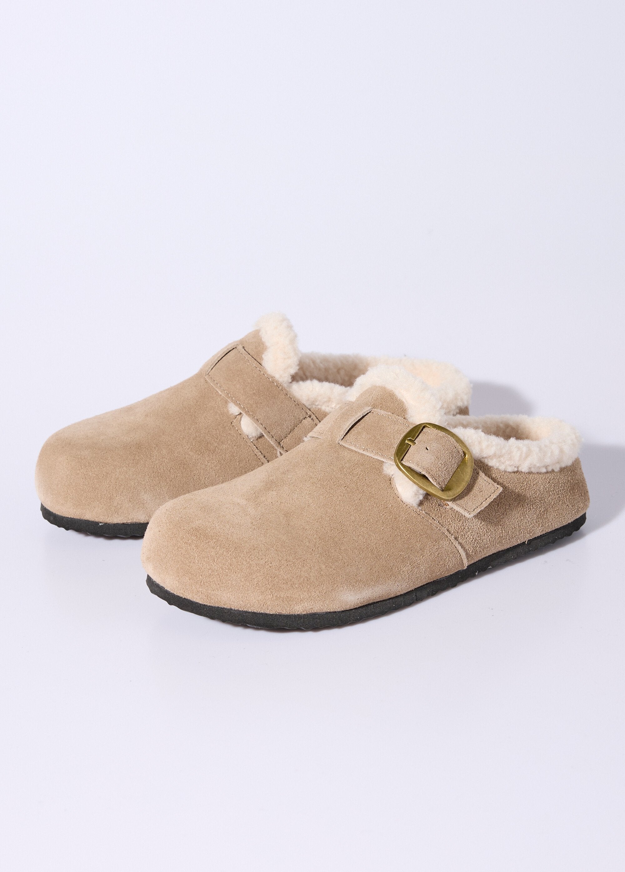 Sabots_en_cuir_suédé,_intérieur_fourrure_Taupe_DE1_slim