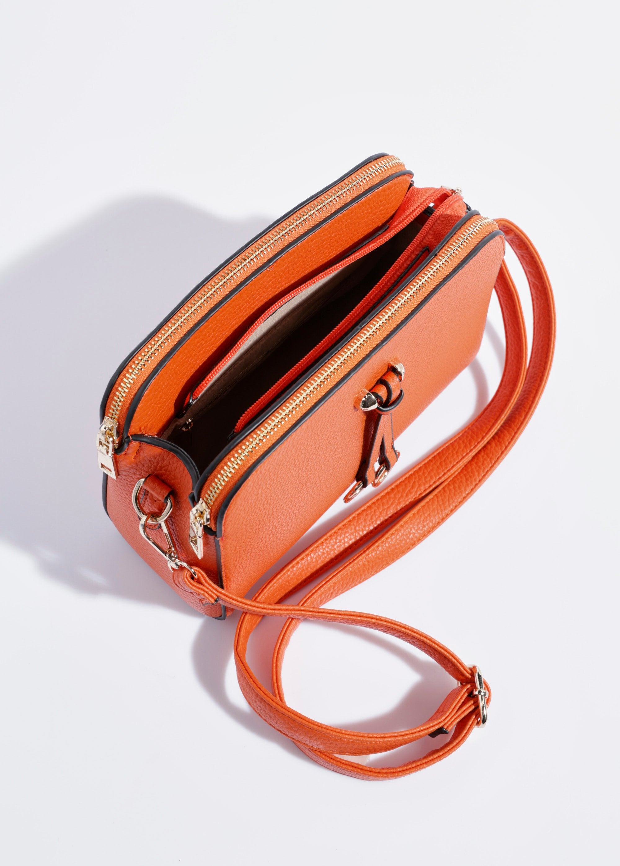 Sac_compact_multipoches_avec_détail_métal_Orange_DE1_slim