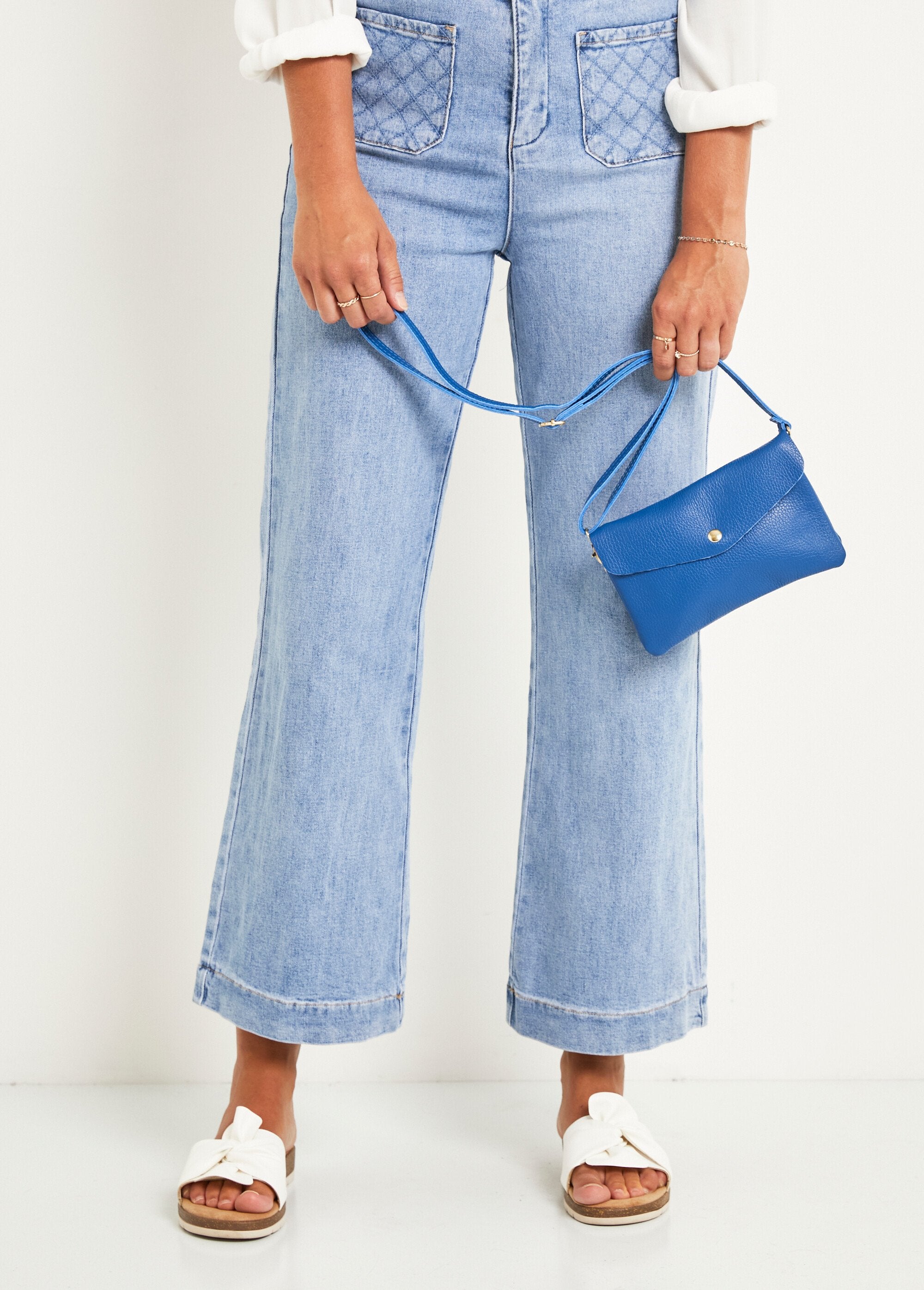 Sac_pochette_bandoulière_cuir_grainé_Bleu_roi_FA1_slim