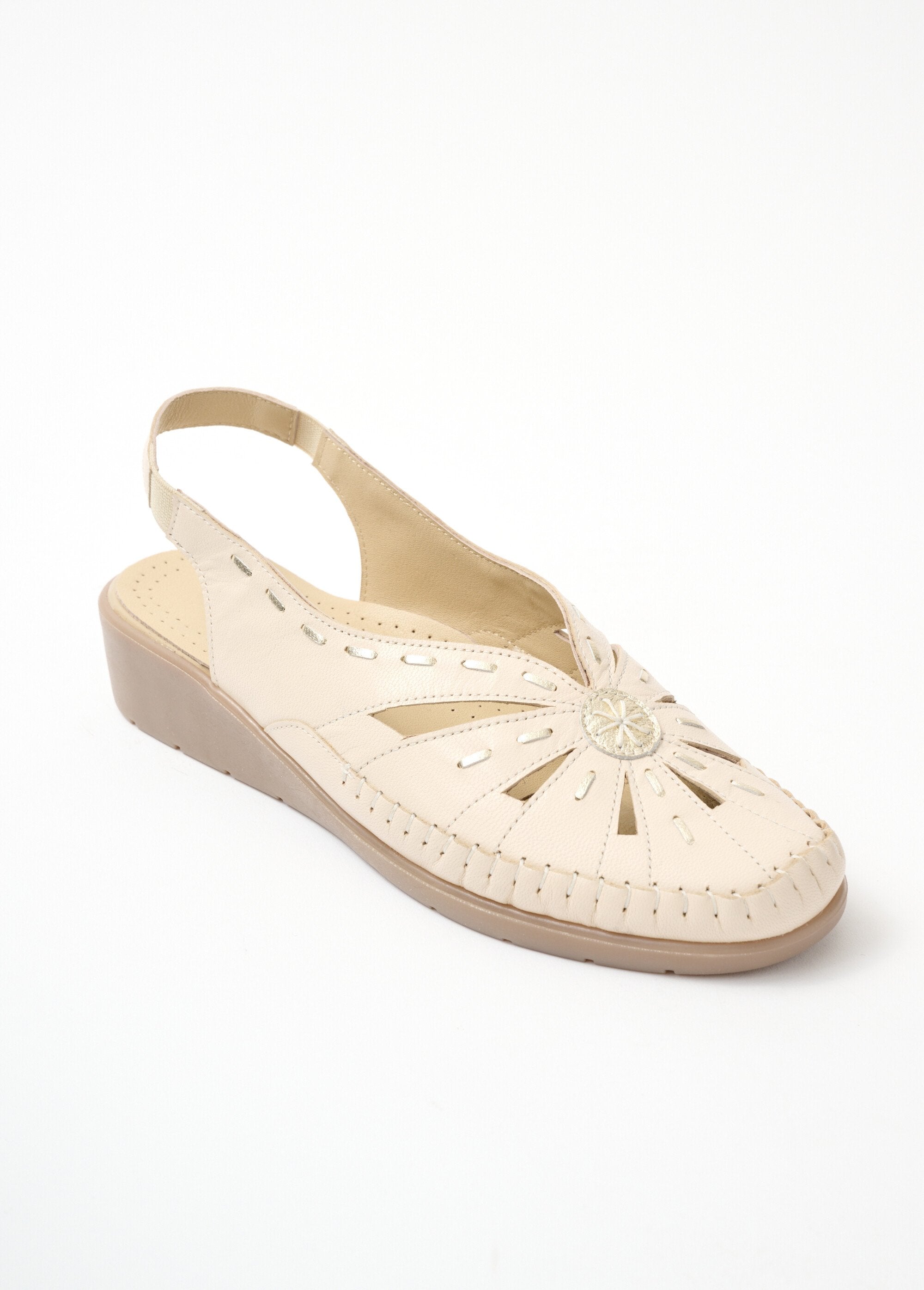 Leren_comfort_sandalen_met_gesloten_teen_BEIGE_FA1_slim