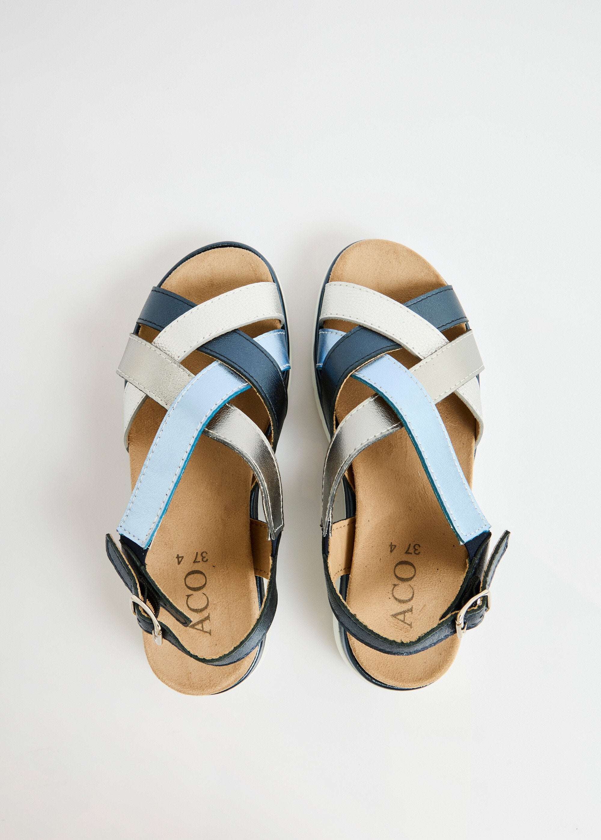 Sandalen_met_brede_sleehak_en_meerdere_banden_Marine_et_argente_OV1_slim