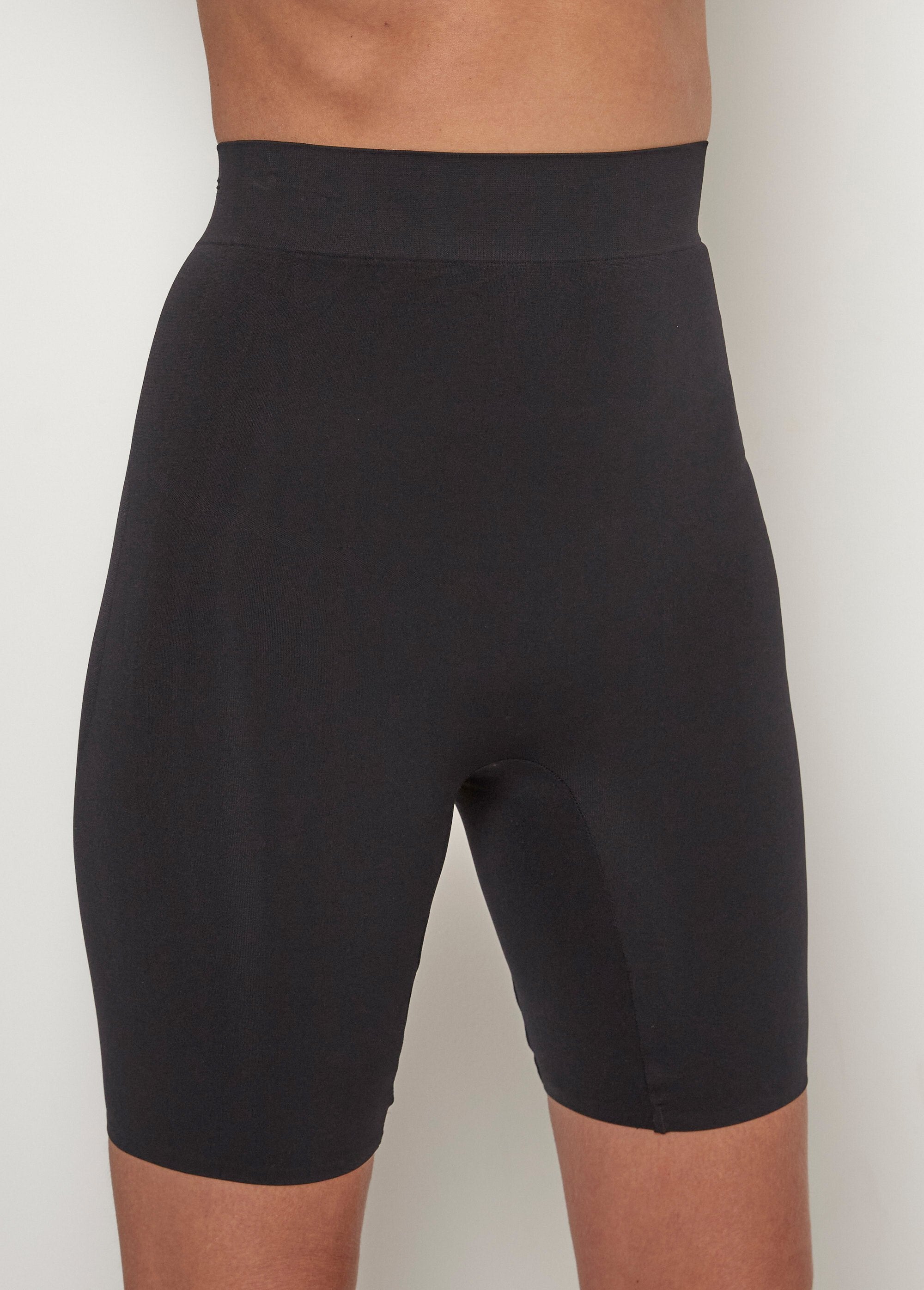 Naadloze_shorts_Noir_FA1_slim