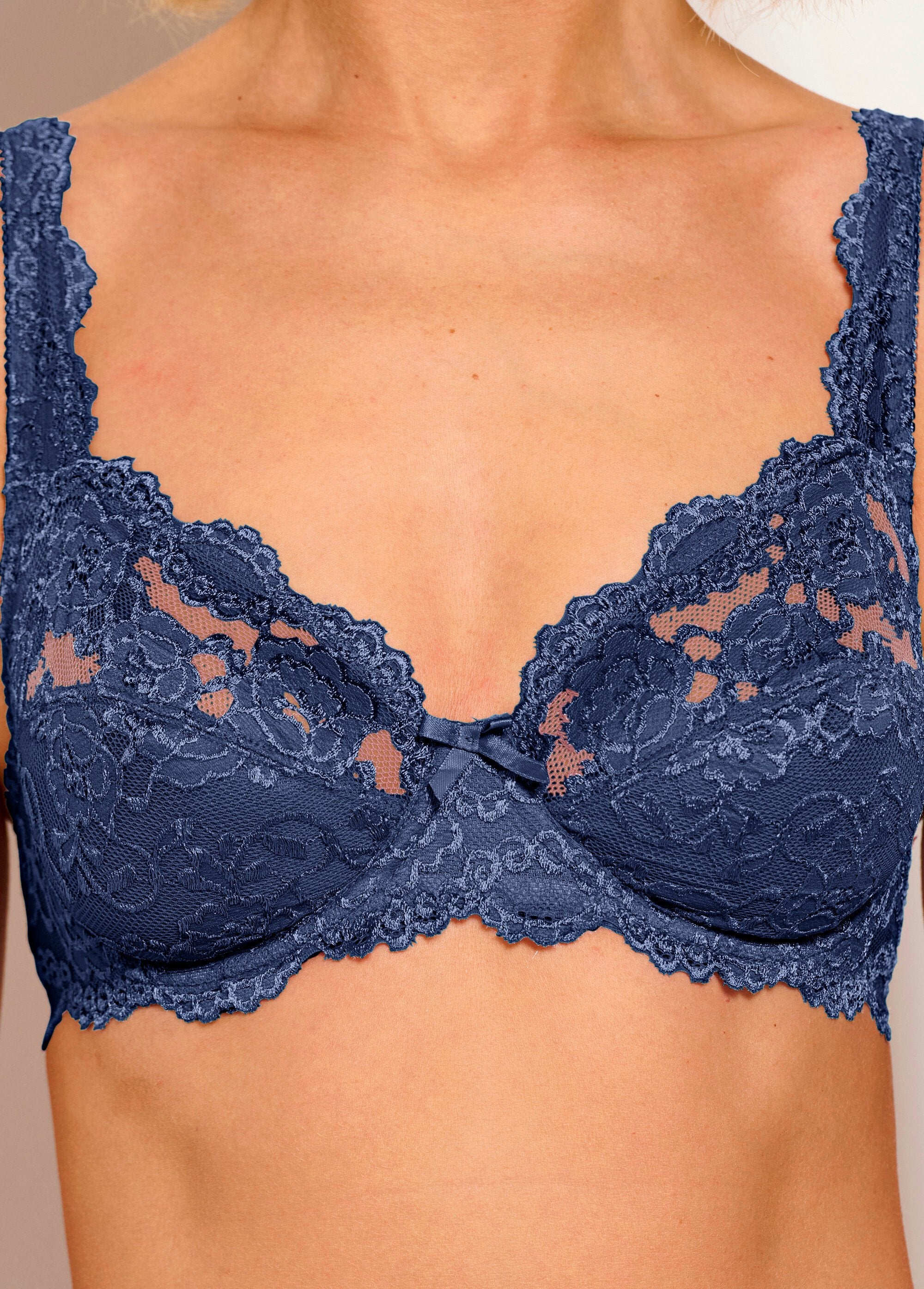 Soutien-gorge_dentelle_avec_armatures_Marine_DE1_slim