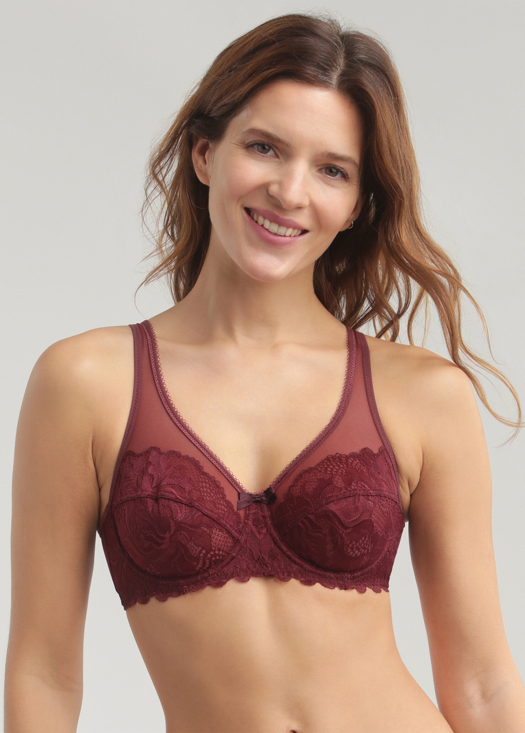 Dim®_-_Soutien-gorge_emboîtant_dentelle_tulle_Carmin_FA1_slim