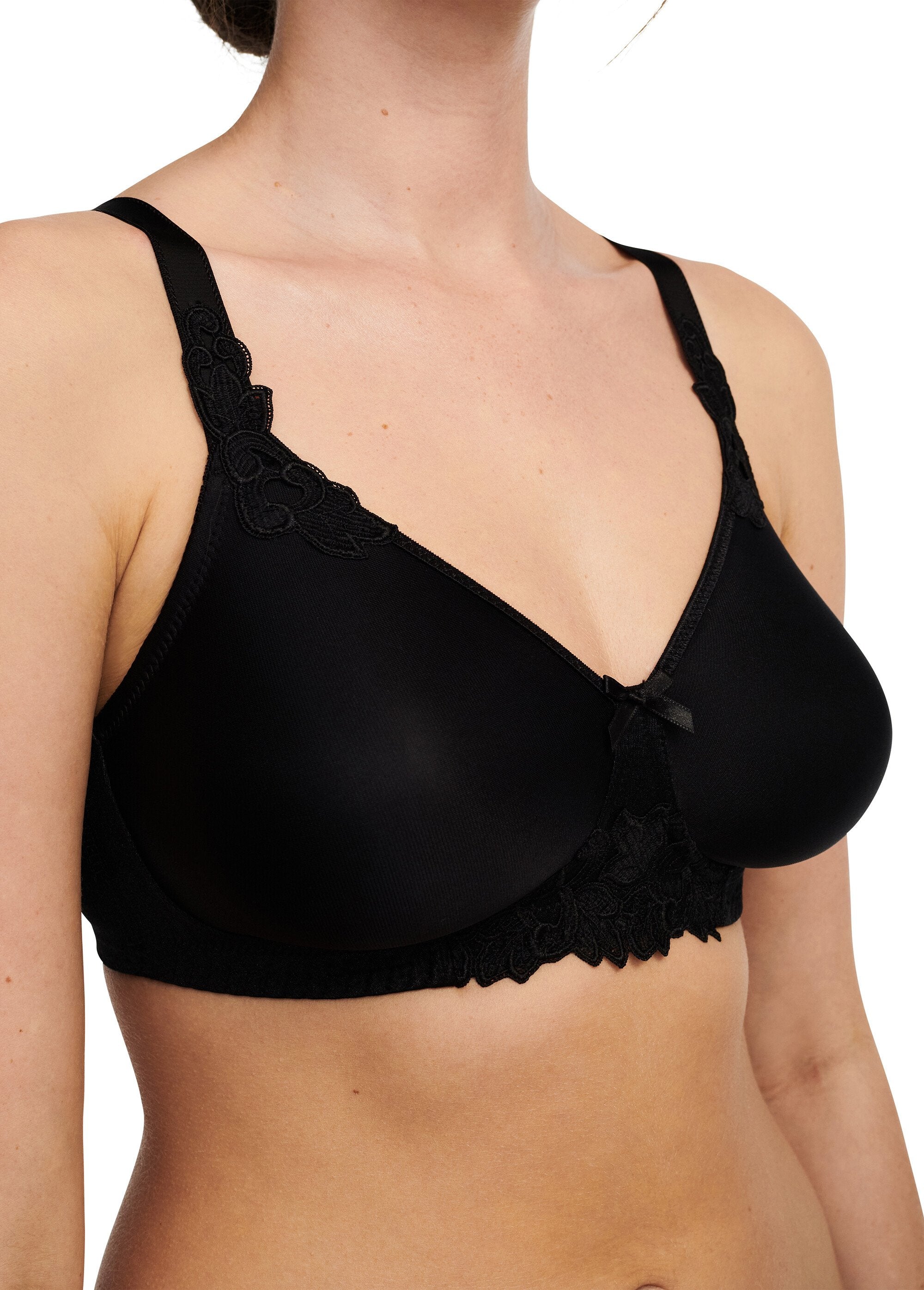 Chantelle®_-_Soutien-gorge_sans_armatures_maintien_Noir_DR1_slim