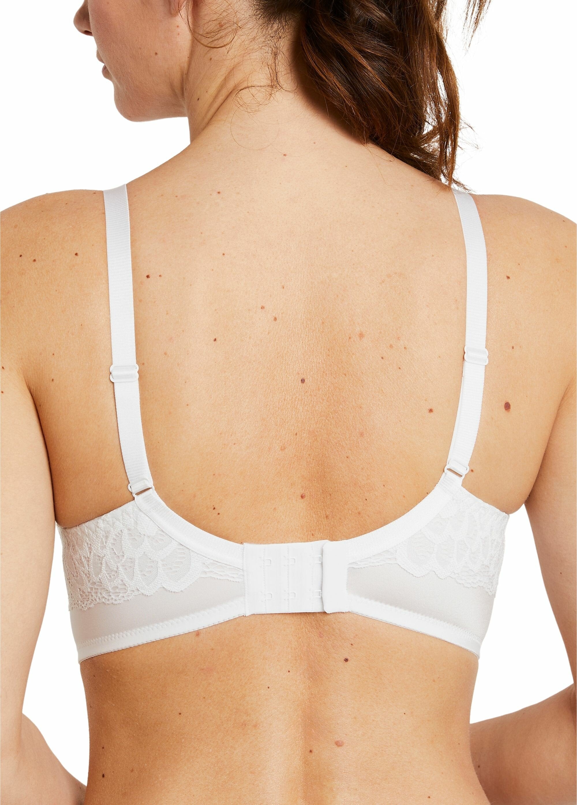 Soutien-gorge_sans_armatures_grand_maintien_Blanc_DO1_slim