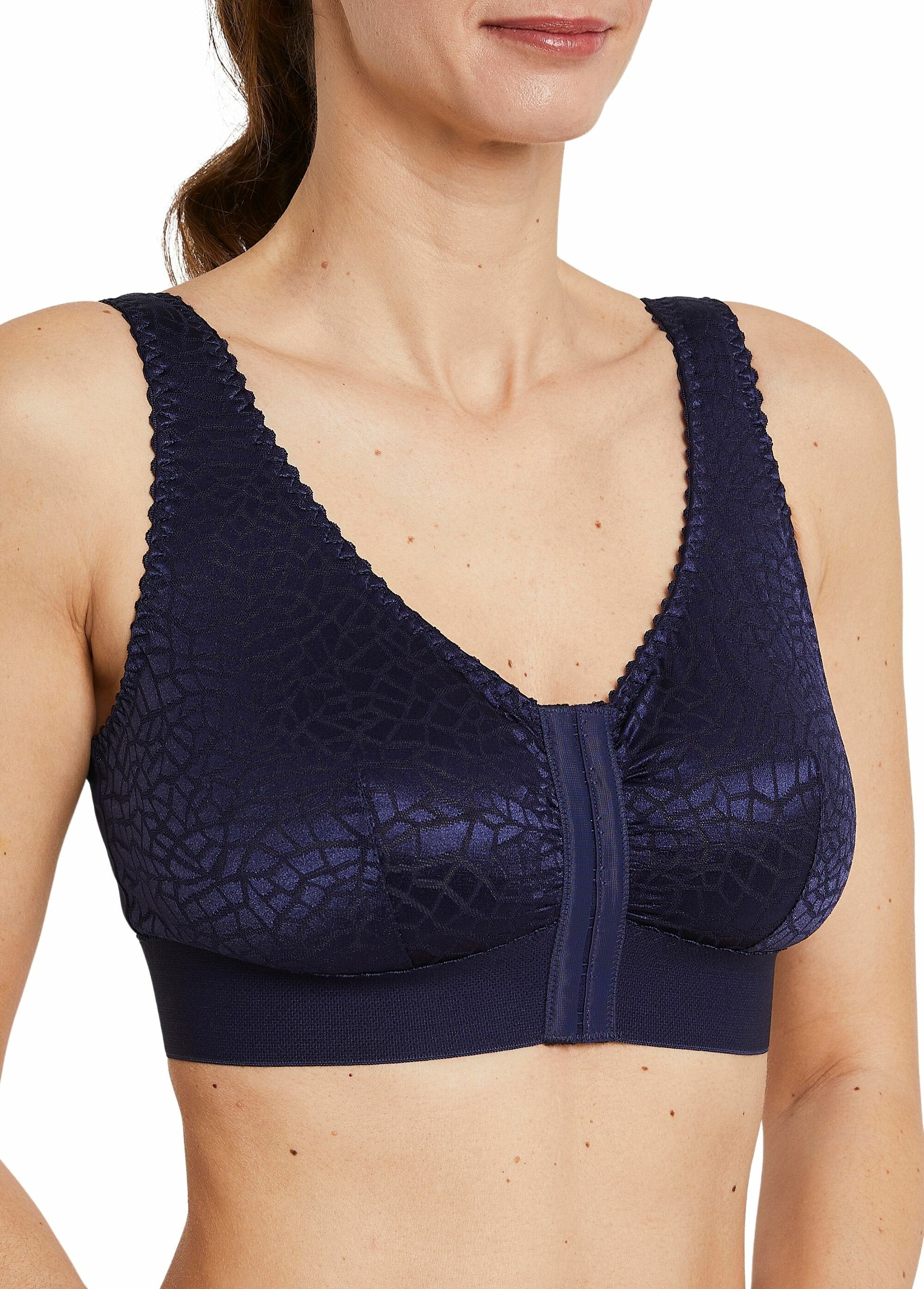 Soutien-gorge_sans_armatures_ouvert_devant_Bleu_DE1_slim