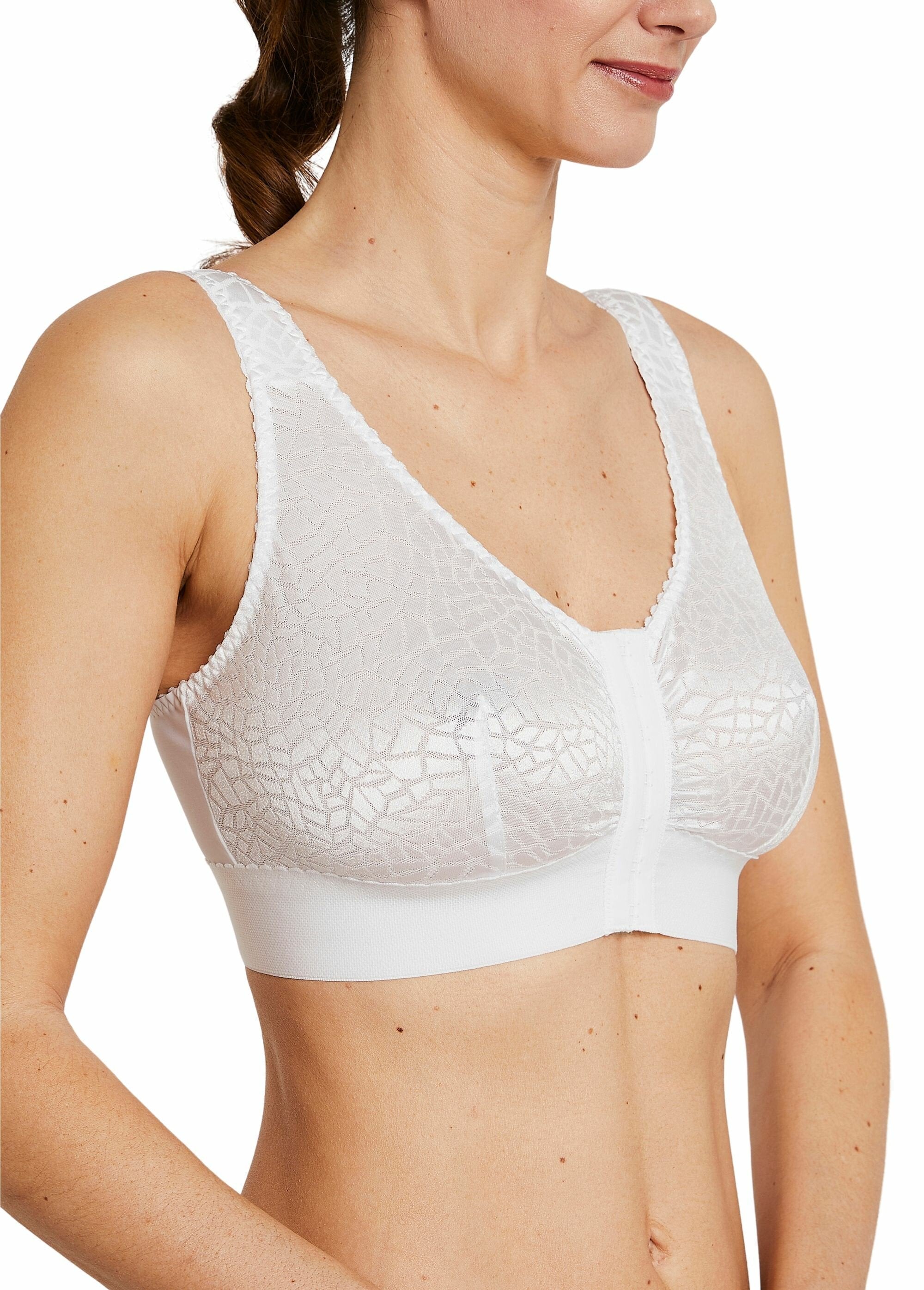 Soutien-gorge_sans_armatures_ouvert_devant_Blanc_FA2_slim