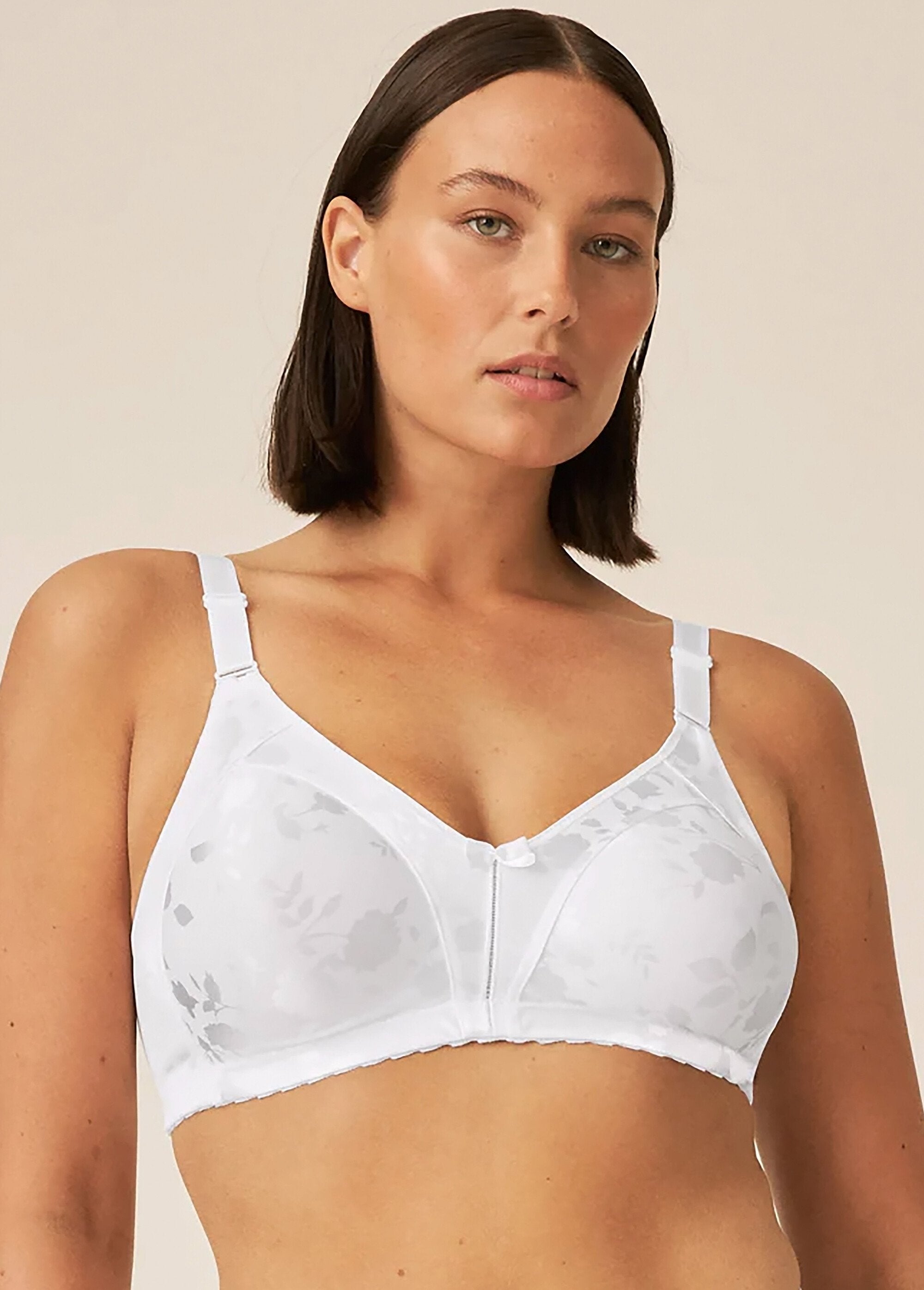 Naturana®_-_Soutien-gorge_sans_armatures_minimiseur_Blanc_FA1_slim