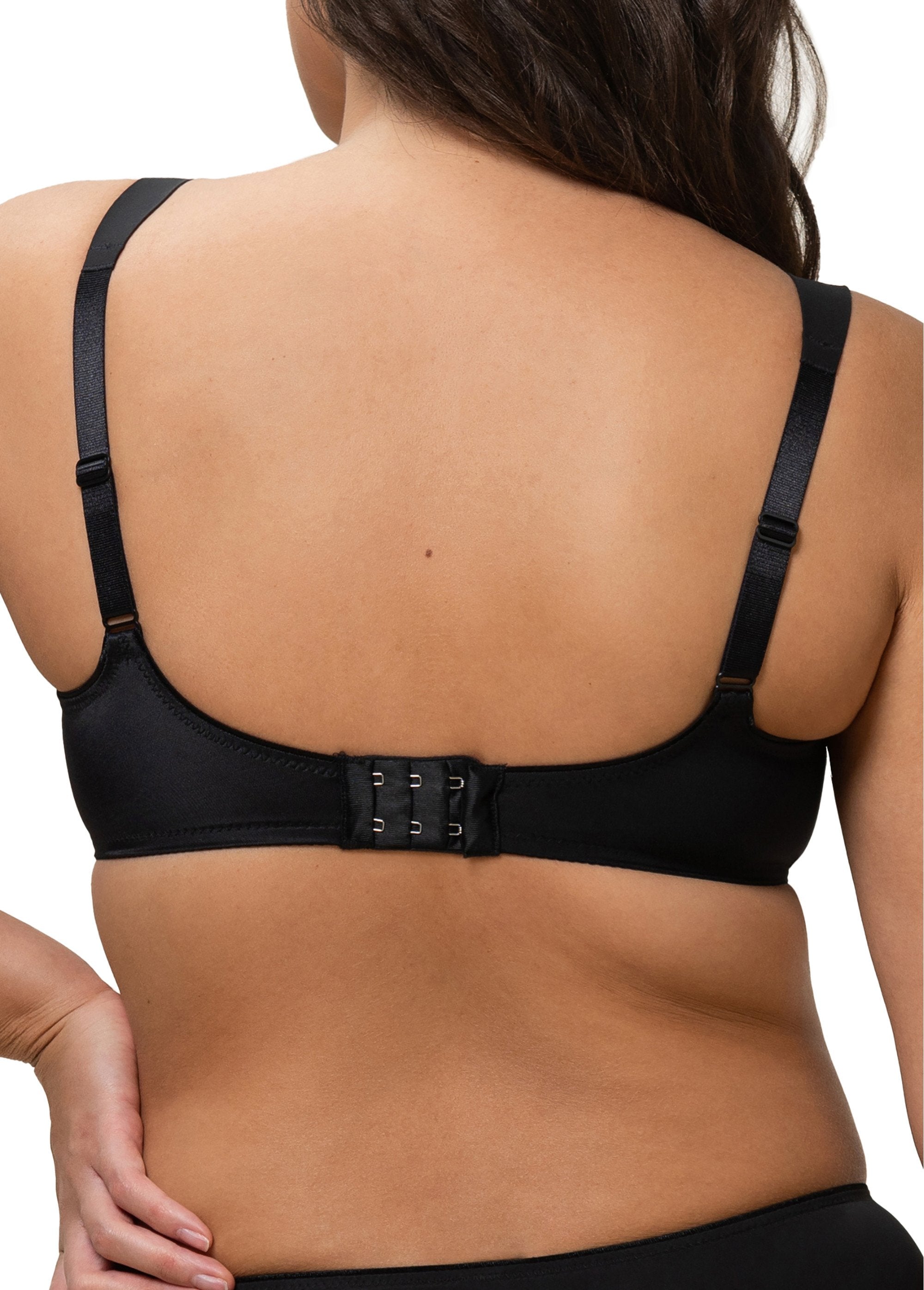 Triumph®_-_Soutien-gorge_avec_armatures_minimiseur_Noir_DO1_curvy