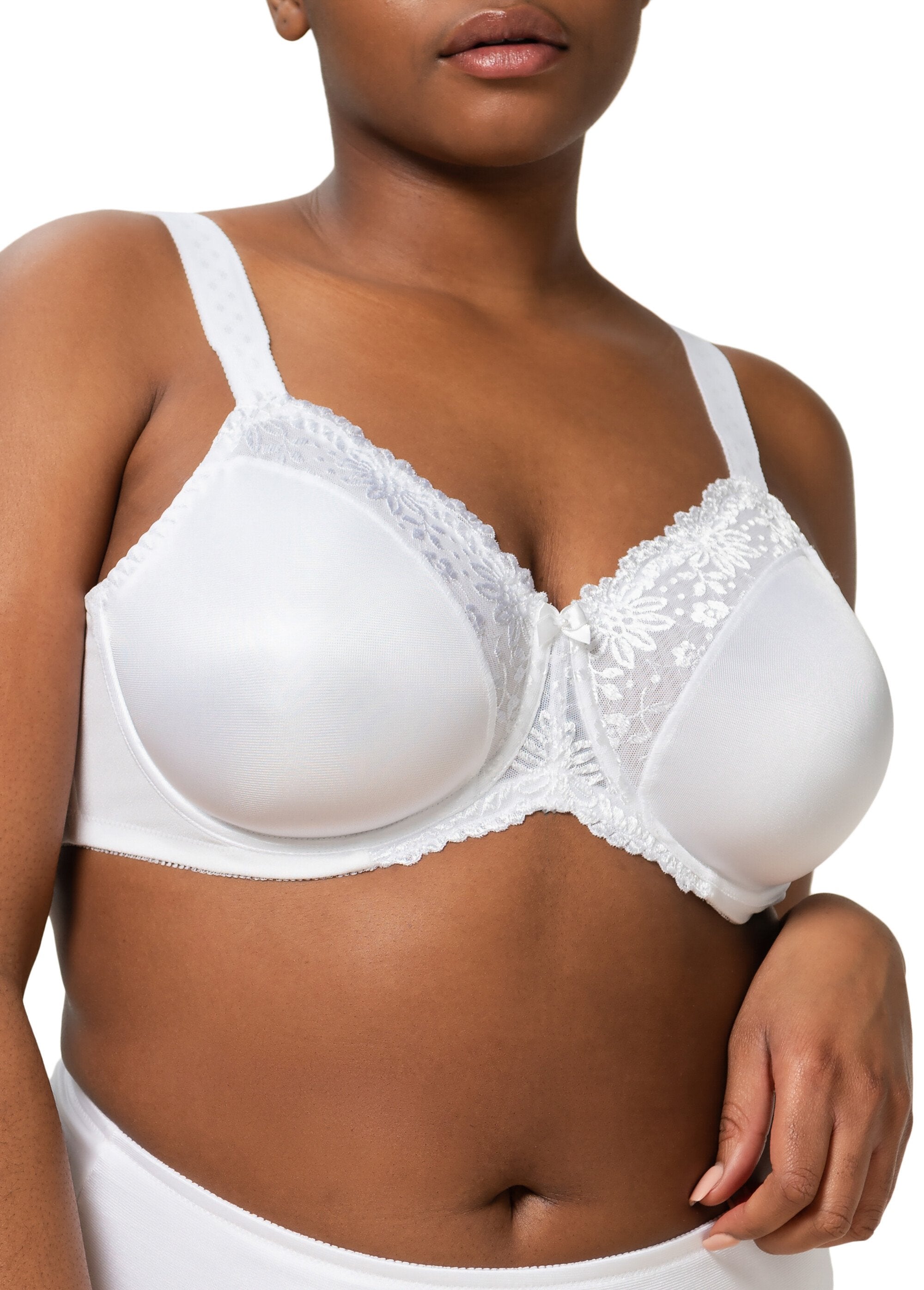 Triumph®_-_Soutien-gorge_avec_armatures_minimiseur_Blanc_FA1_curvy