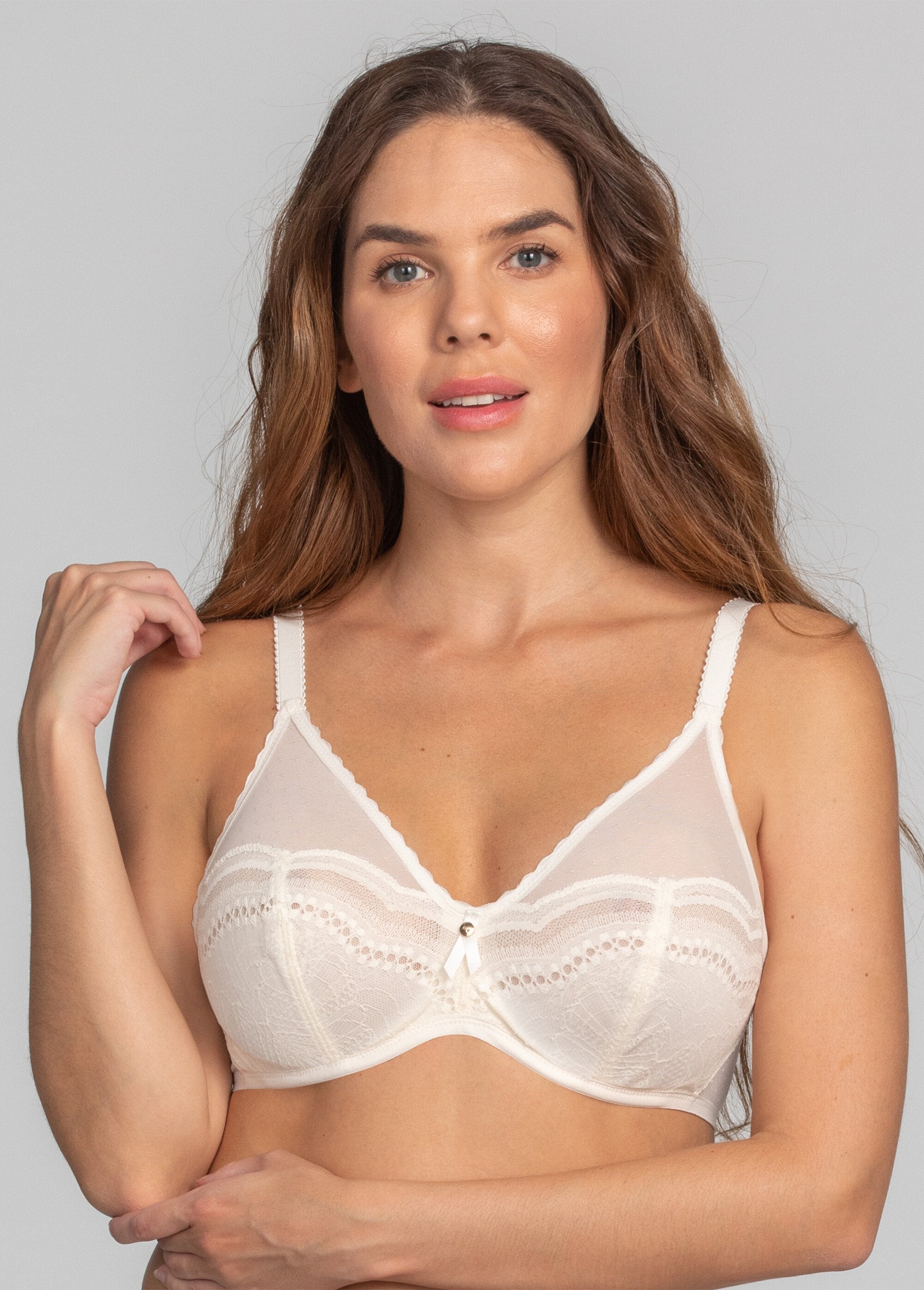 Playtex®_-_Soutien-gorge_dentelle_raffinée_Nacre_FA1_slim