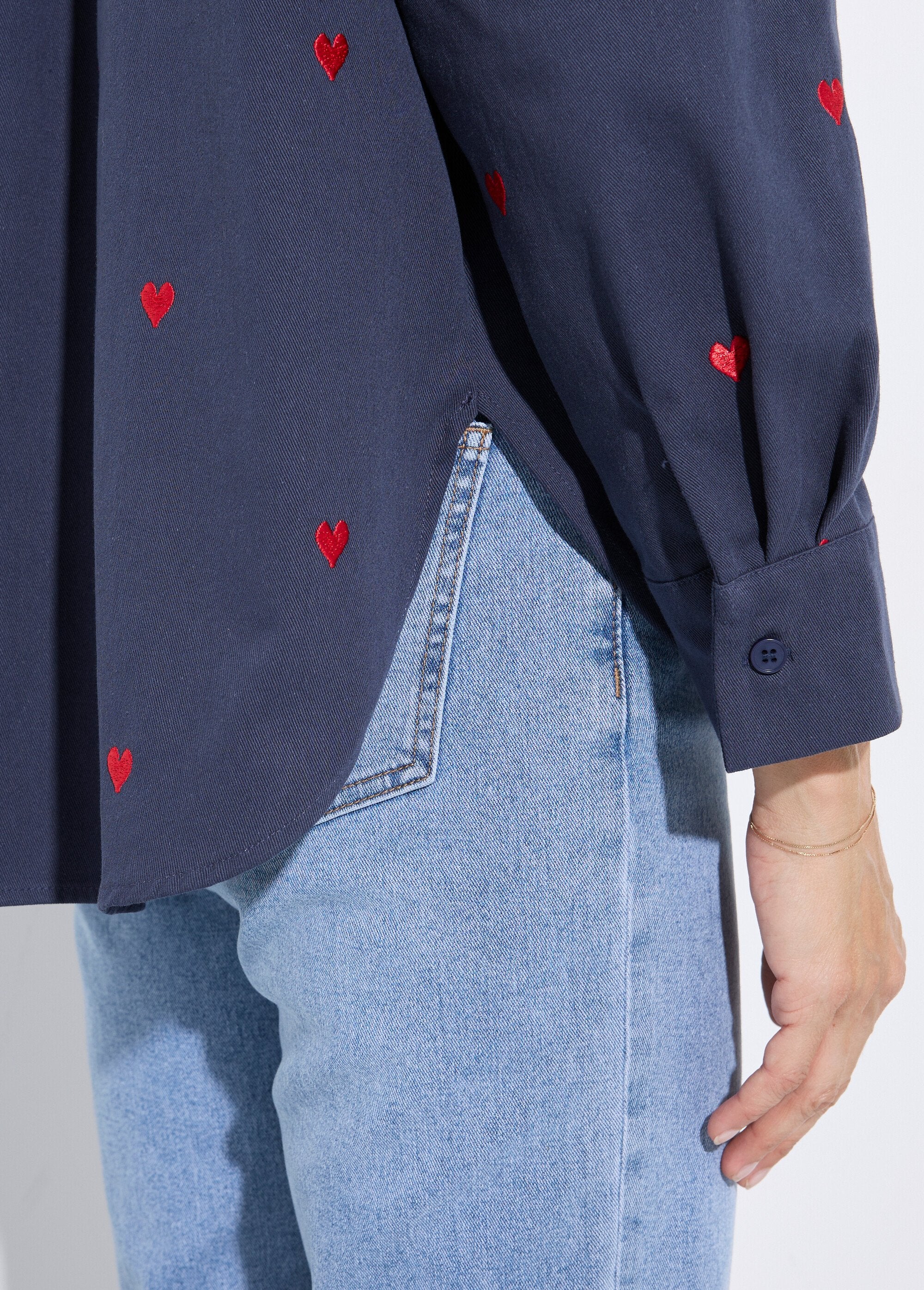 Surchemise_en_twill_avec_coeur_brodés_Marine_DE1_slim