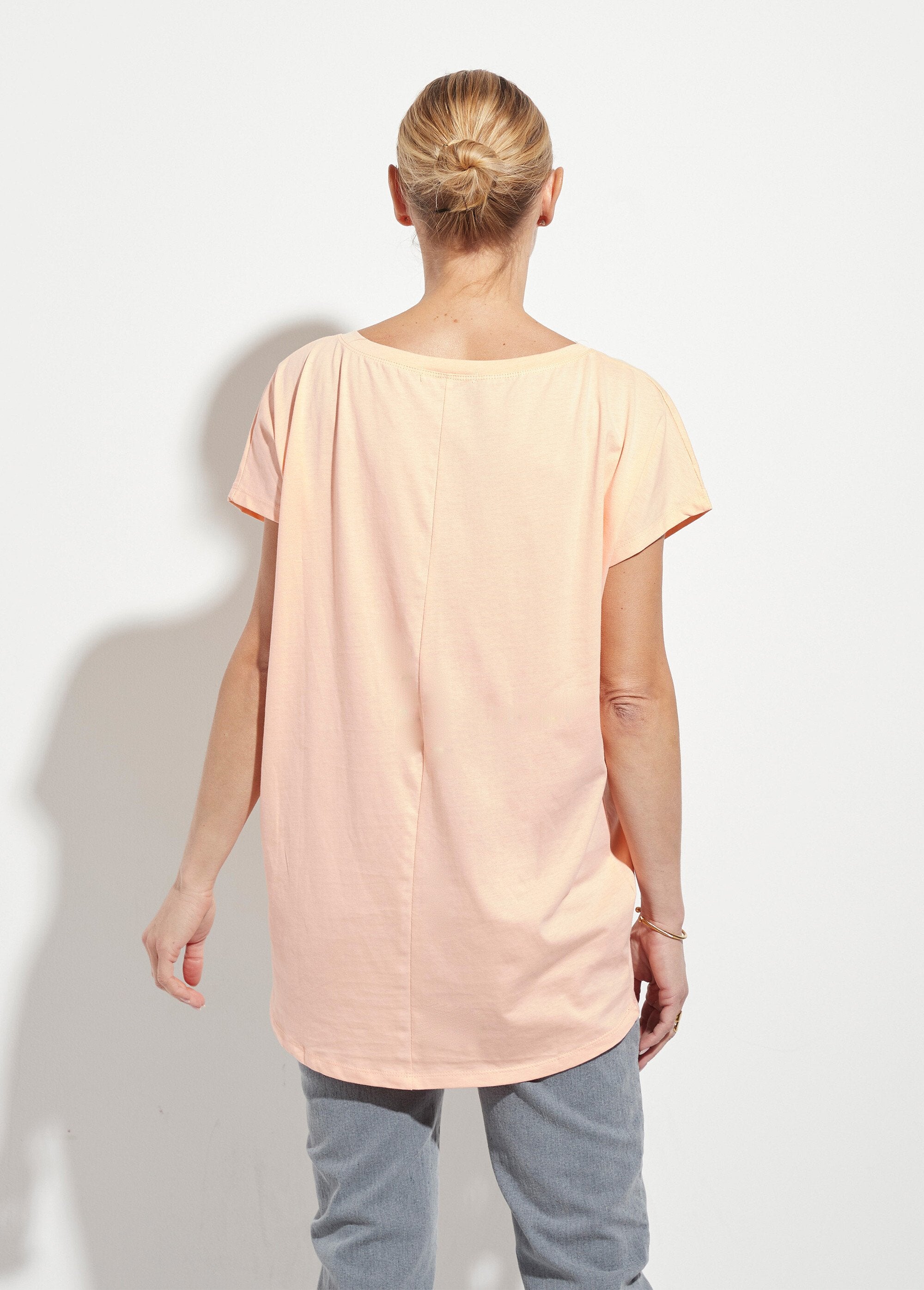 Love_T-shirt_met_ronde_hals_Orange_DO1_slim