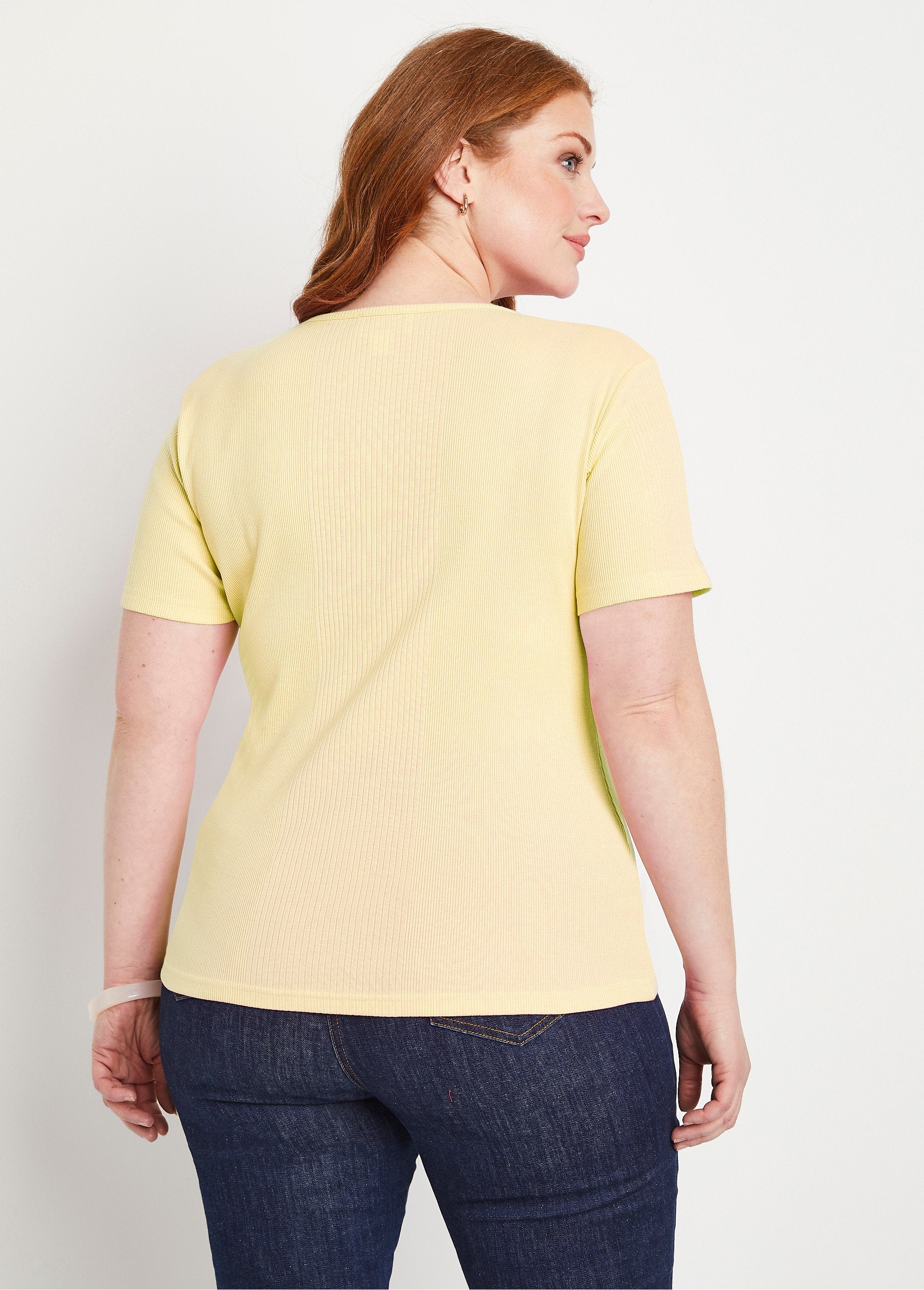 T-shirt_court_col_rond_maille_côtelée_Jaune_DO1_curvy