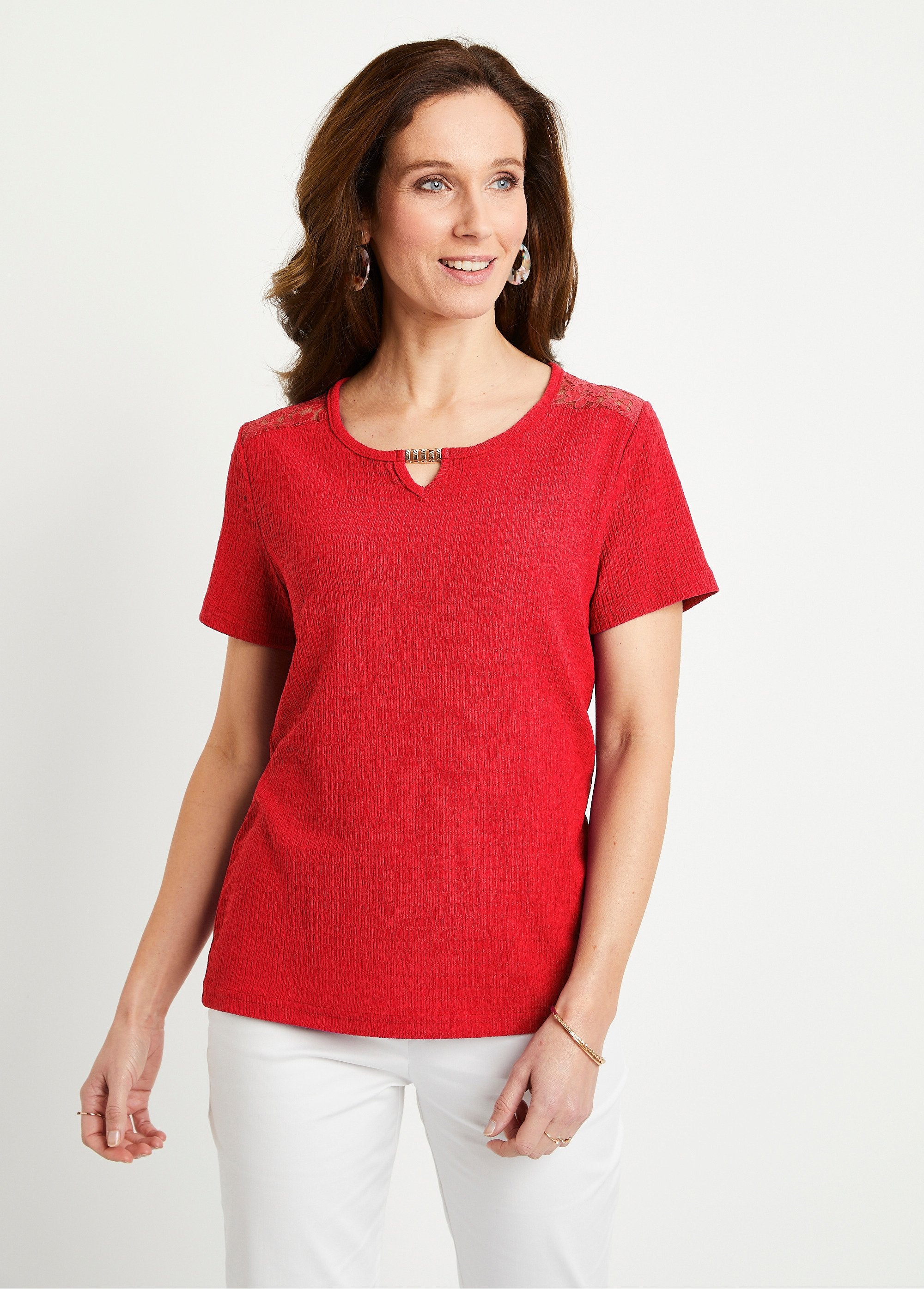 T-shirt_court_dentelle_Rouge_FA1_slim