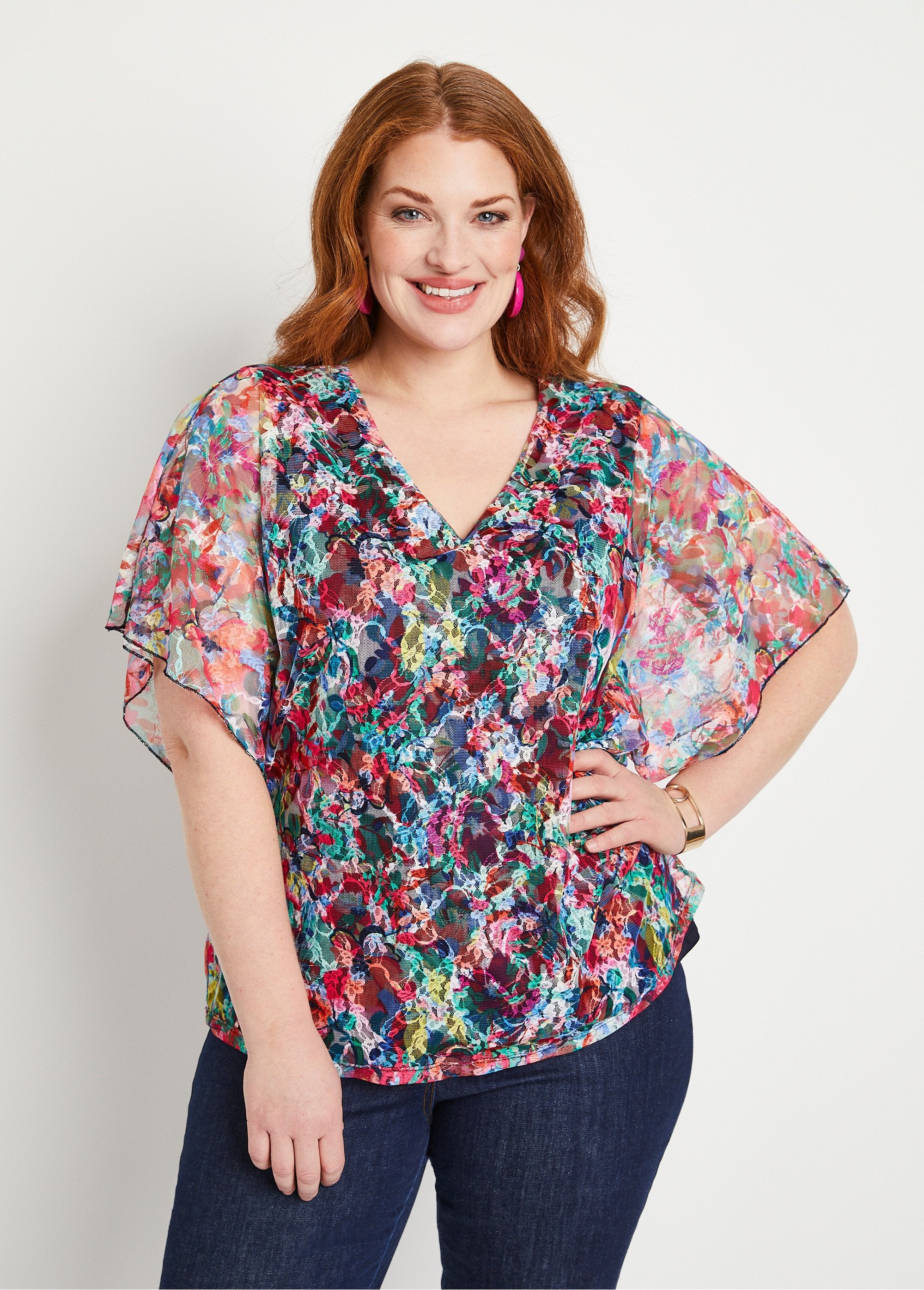 Short_floral_lace_t-shirt_Fuchsia_and_blue_FA1_curvy