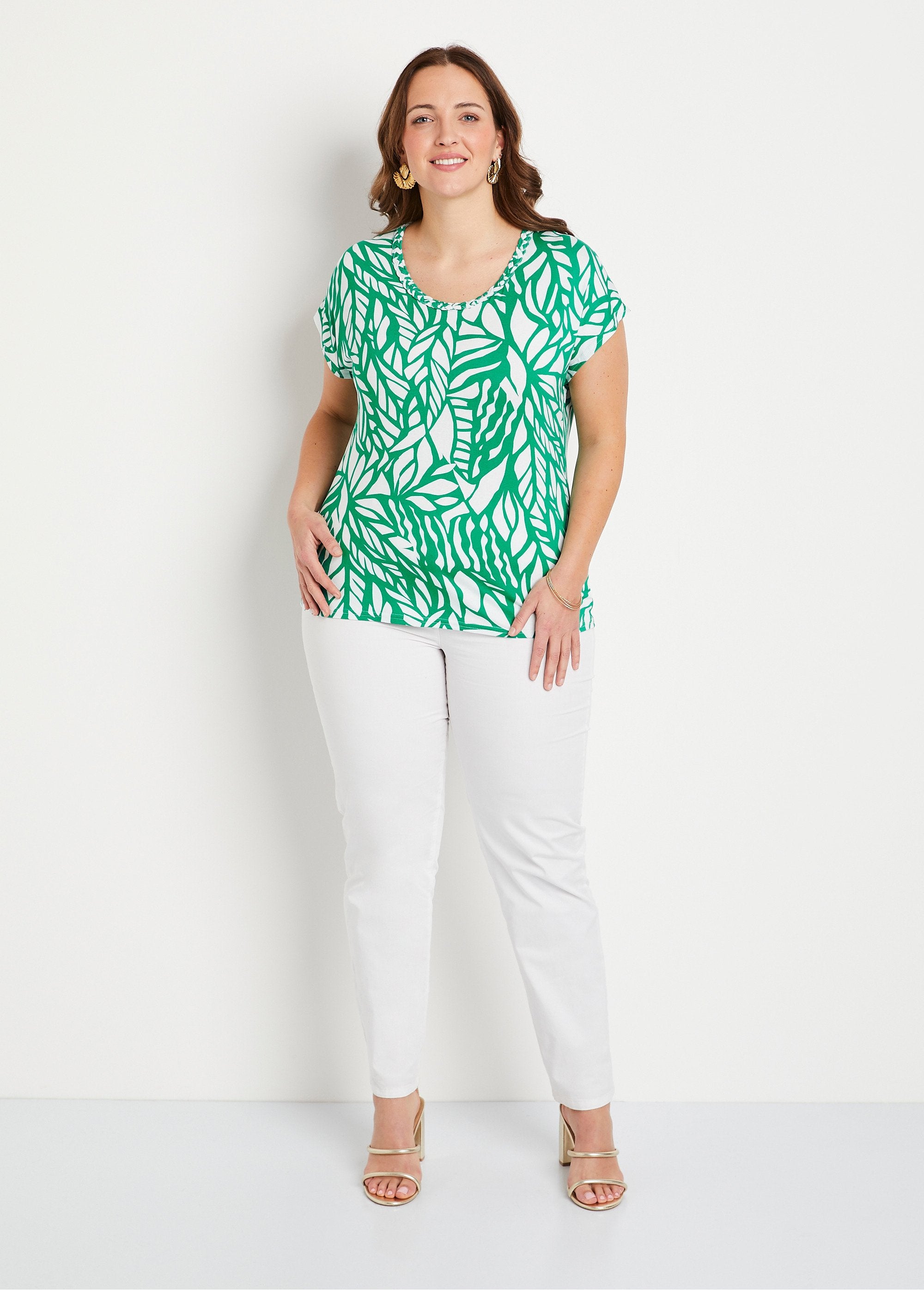 Camiseta_curta_estampada_Verde_e_branco_SF1_curvy