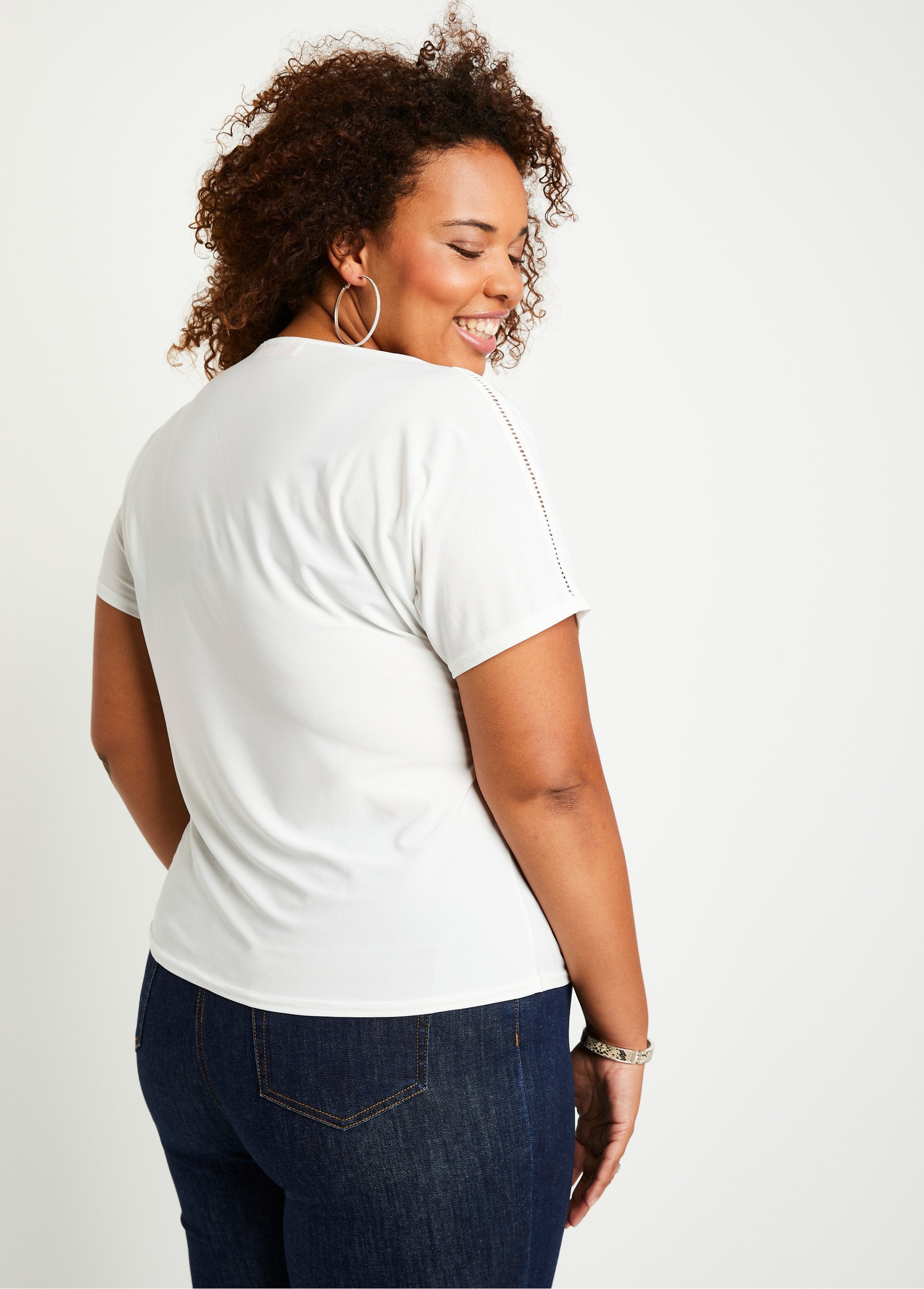 Kort_effen_of_bedrukt_T-shirt_Wit_DO1_curvy