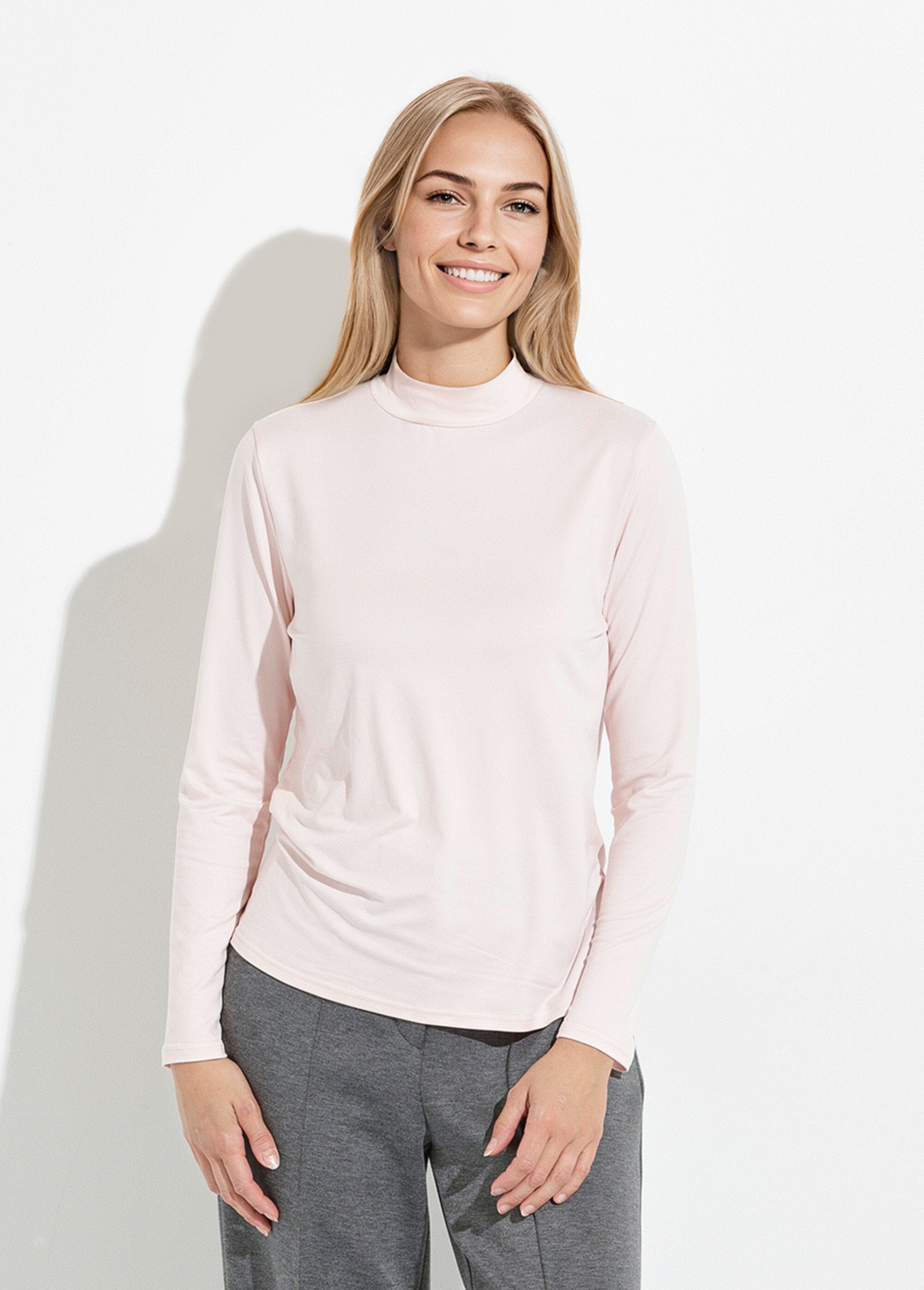 T-shirt_doux_col_montant_manches_longues_Petale_FA1_slim